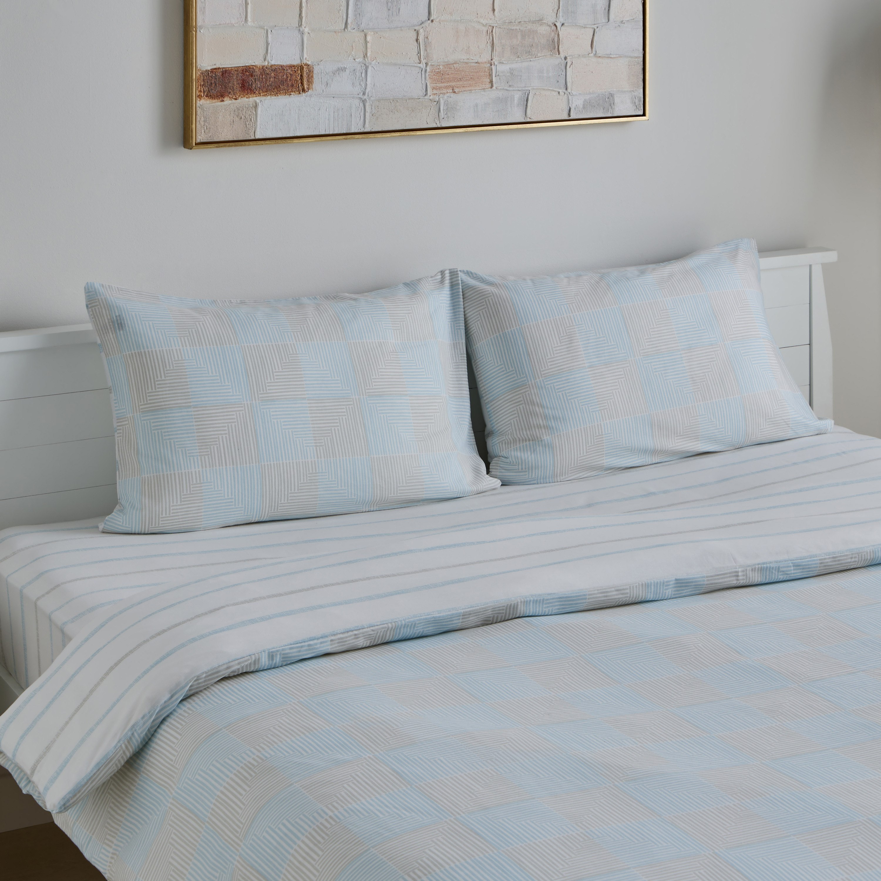 طقم غطاء لحاف مبطّن كينج قطن بطبعات 3 قطع جاسون من أورورا - 220x220 سم-hbxhomeware-hbxbedroom-image-1