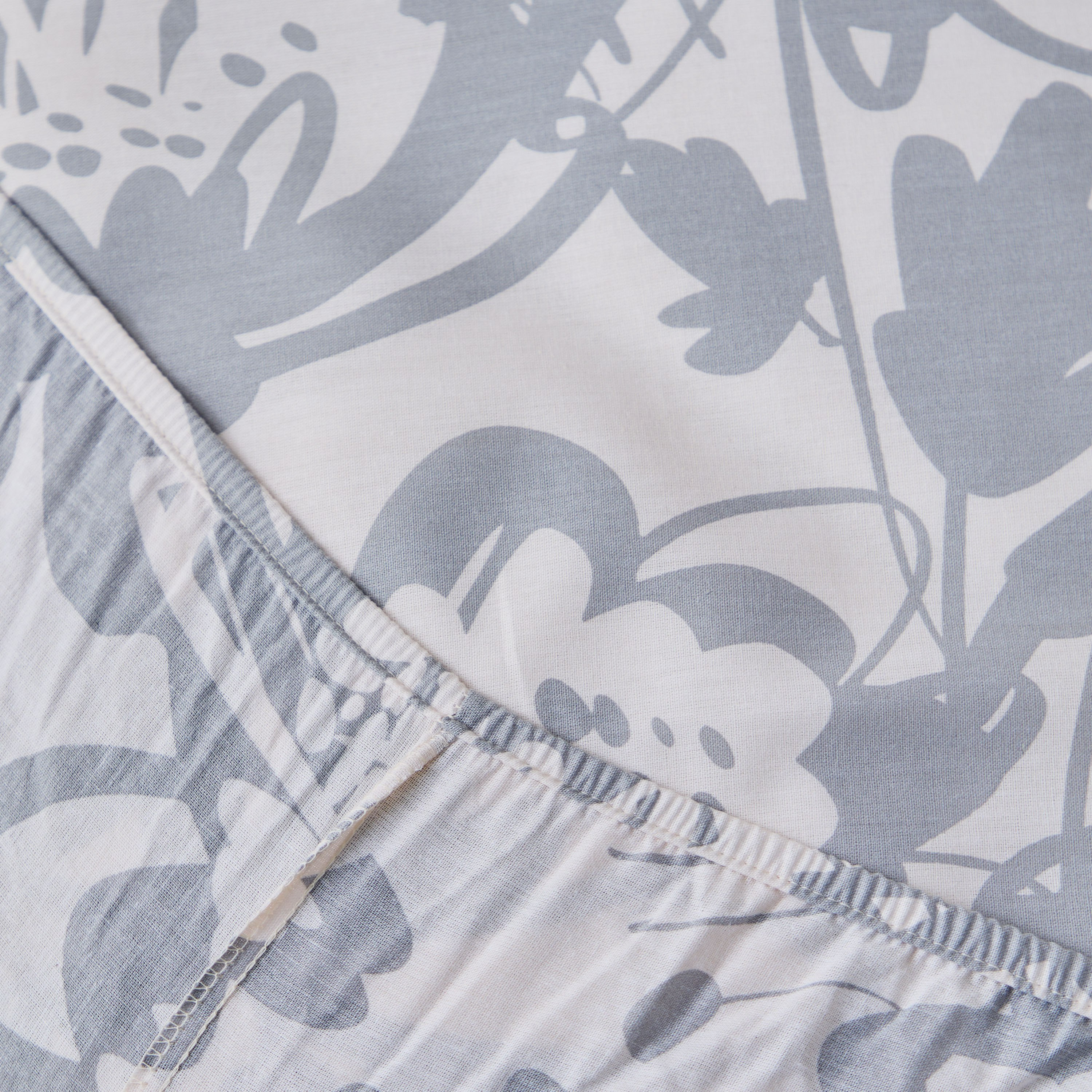 Aurora Heya Printed Cotton Queen Fitted Sheet - 150x200+33 cm-hbxhomeware-hbxbedroom-image-7