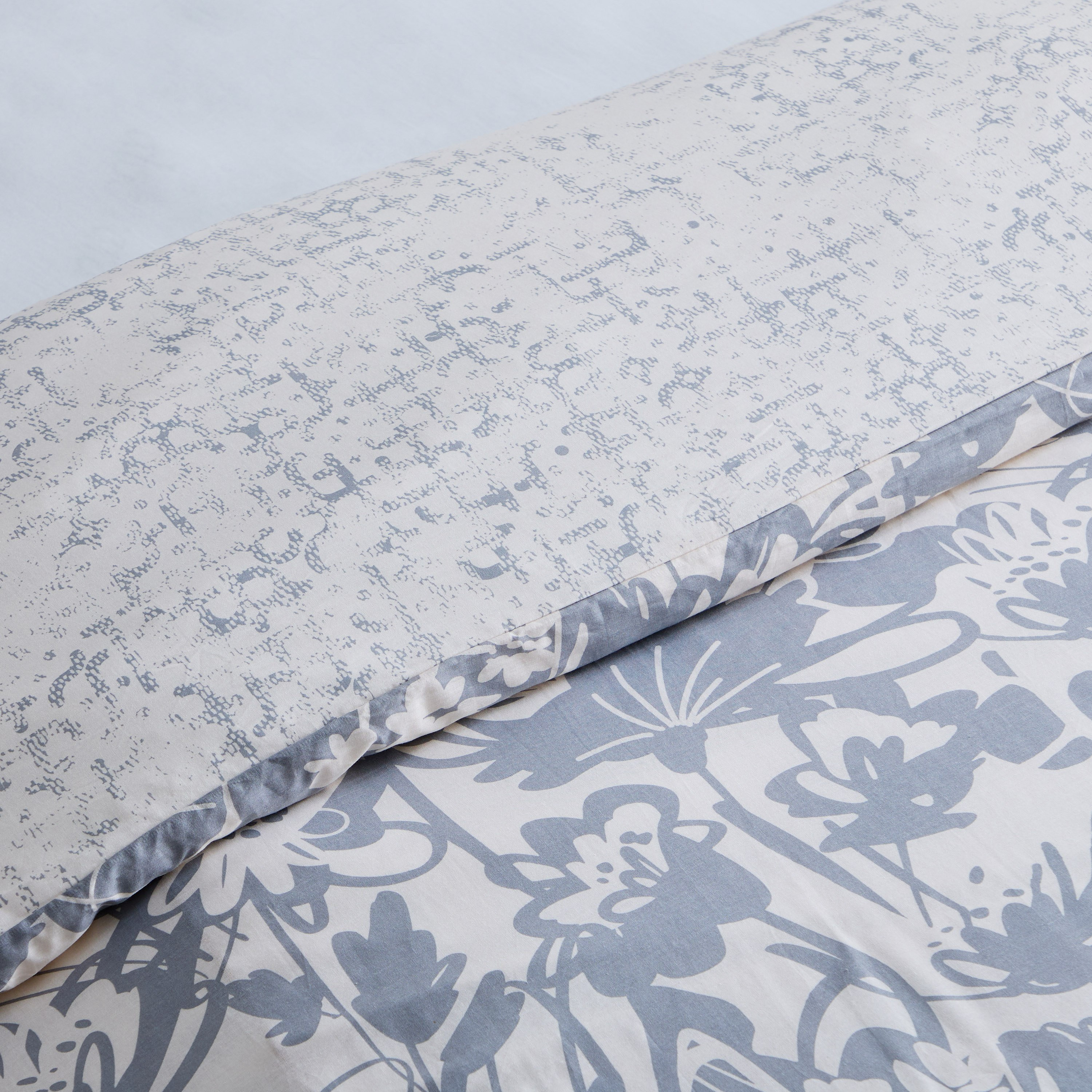 طقم غطاء لحاف مبطّن كينج قطن بطبعات 3 قطع هيا من أورورا- 220x220 سم-hbxhomeware-hbxbedroom-image-4