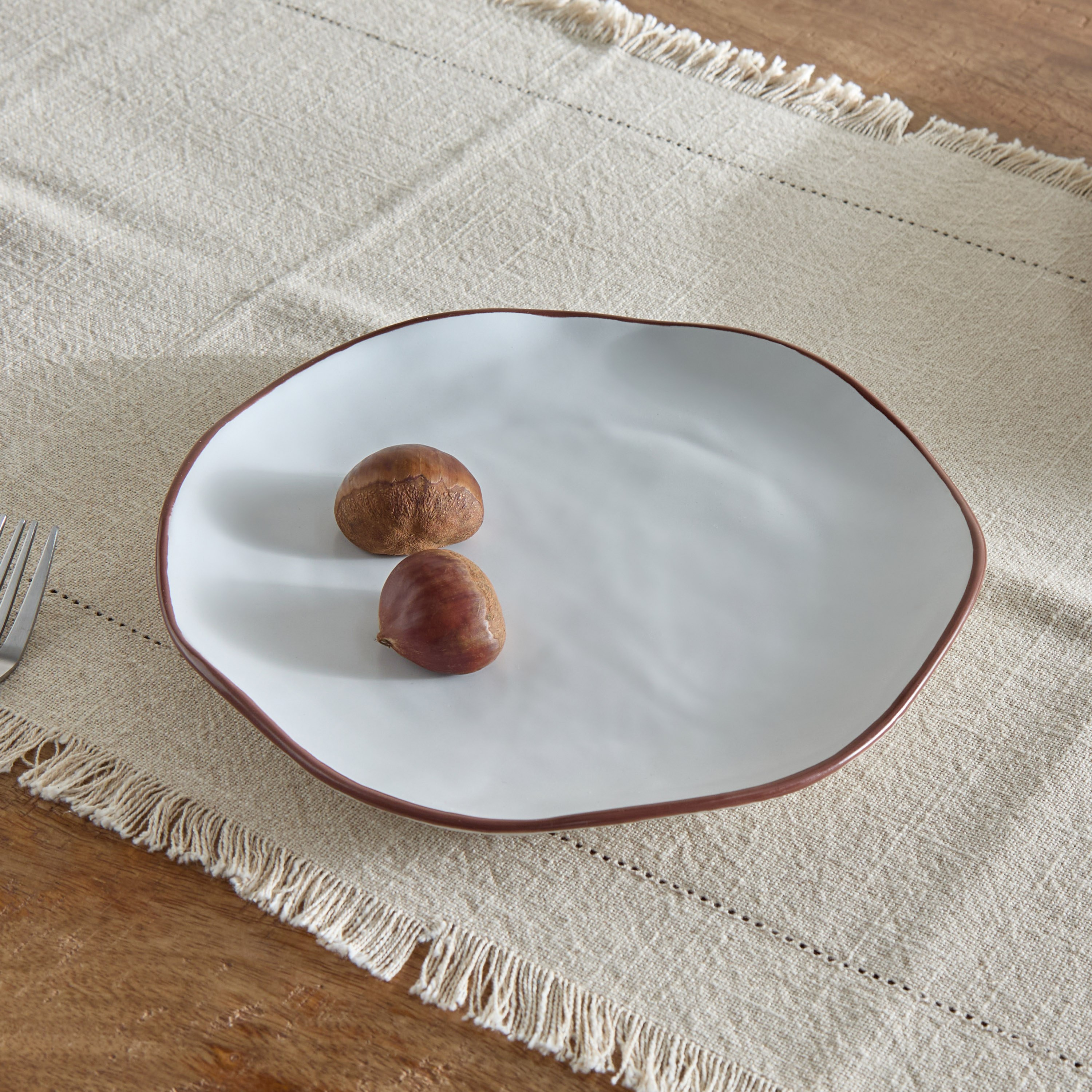صحن جانبي هاتشي من سيام - 22 سم-hbxdecorandfurnishings-tabletop-crockery-image-1