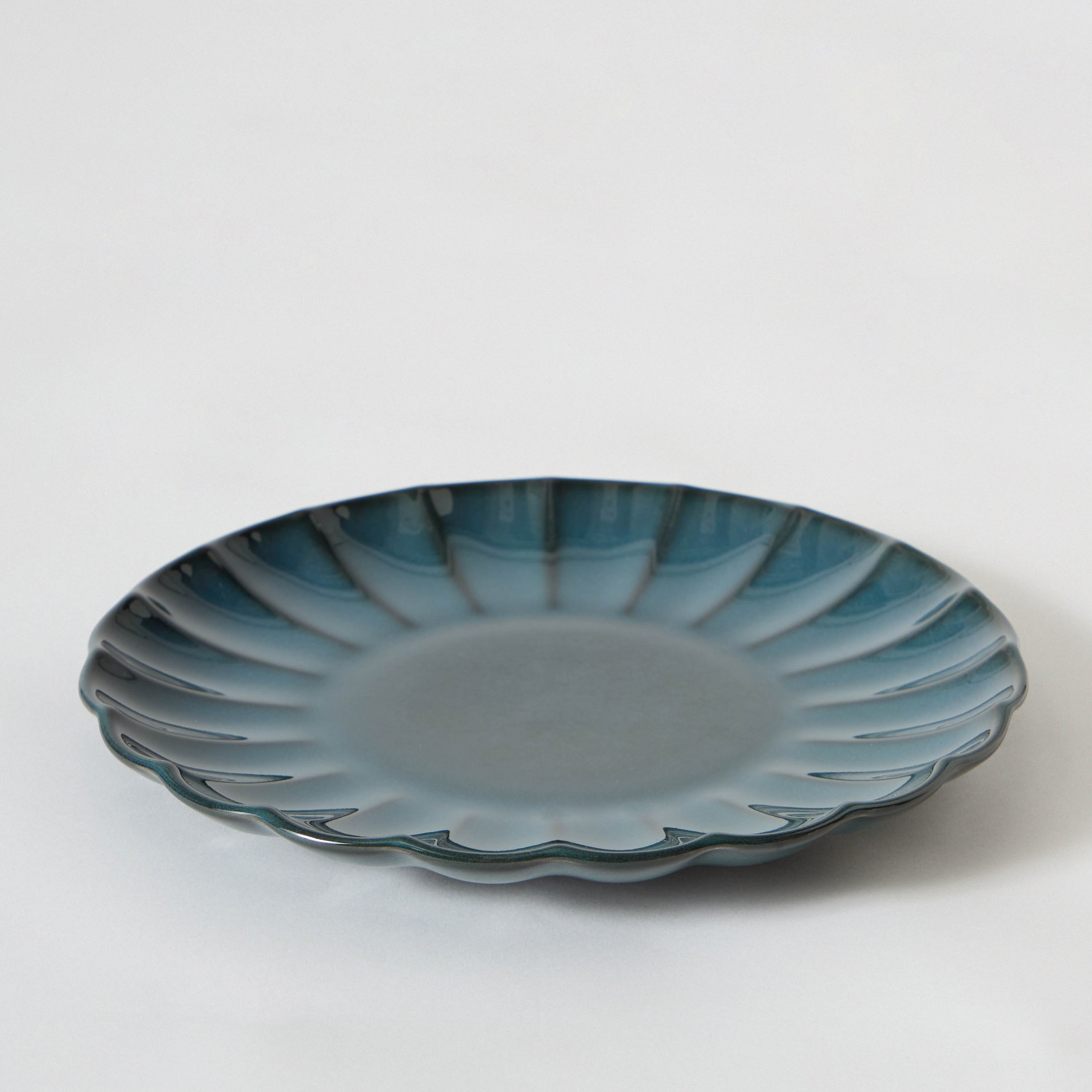 Siam Stoneware Blue Scallop Dinner Plate - 27 cm-hbxdecorandfurnishings-tabletop-crockery-image-5