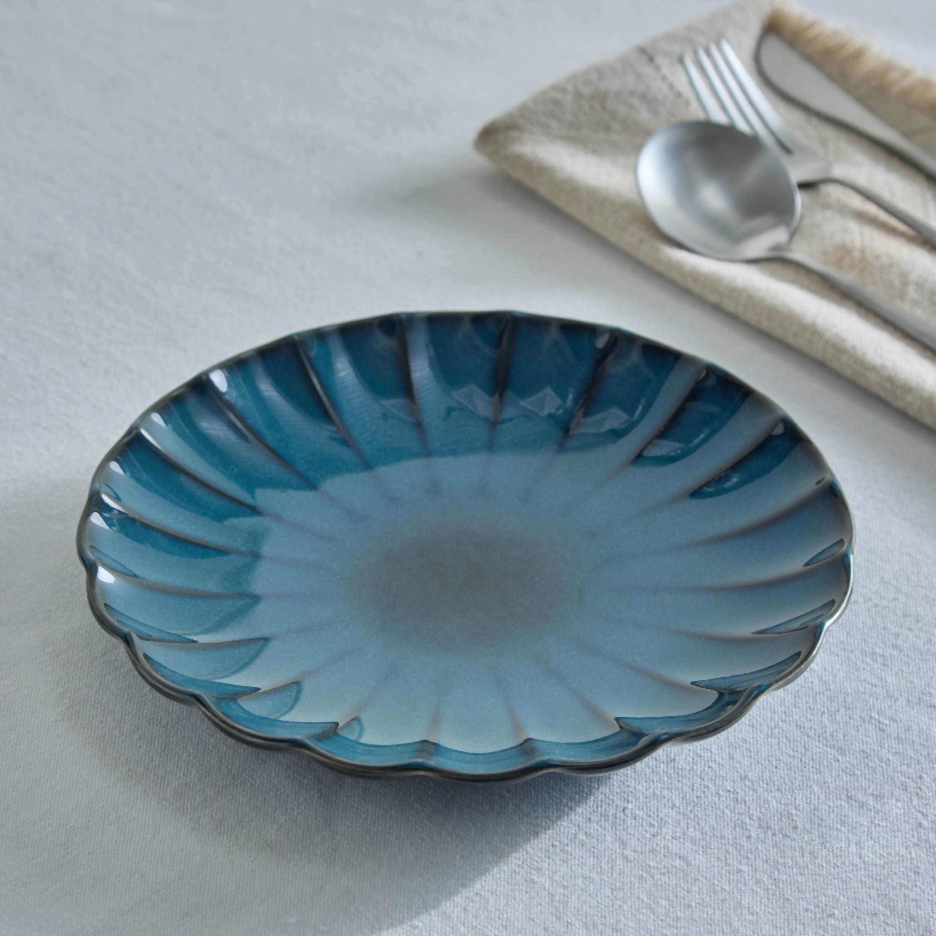 صحن جانبي بتصميم صدفي من سيام - 21 سم-hbxdecorandfurnishings-tabletop-crockery-image-1