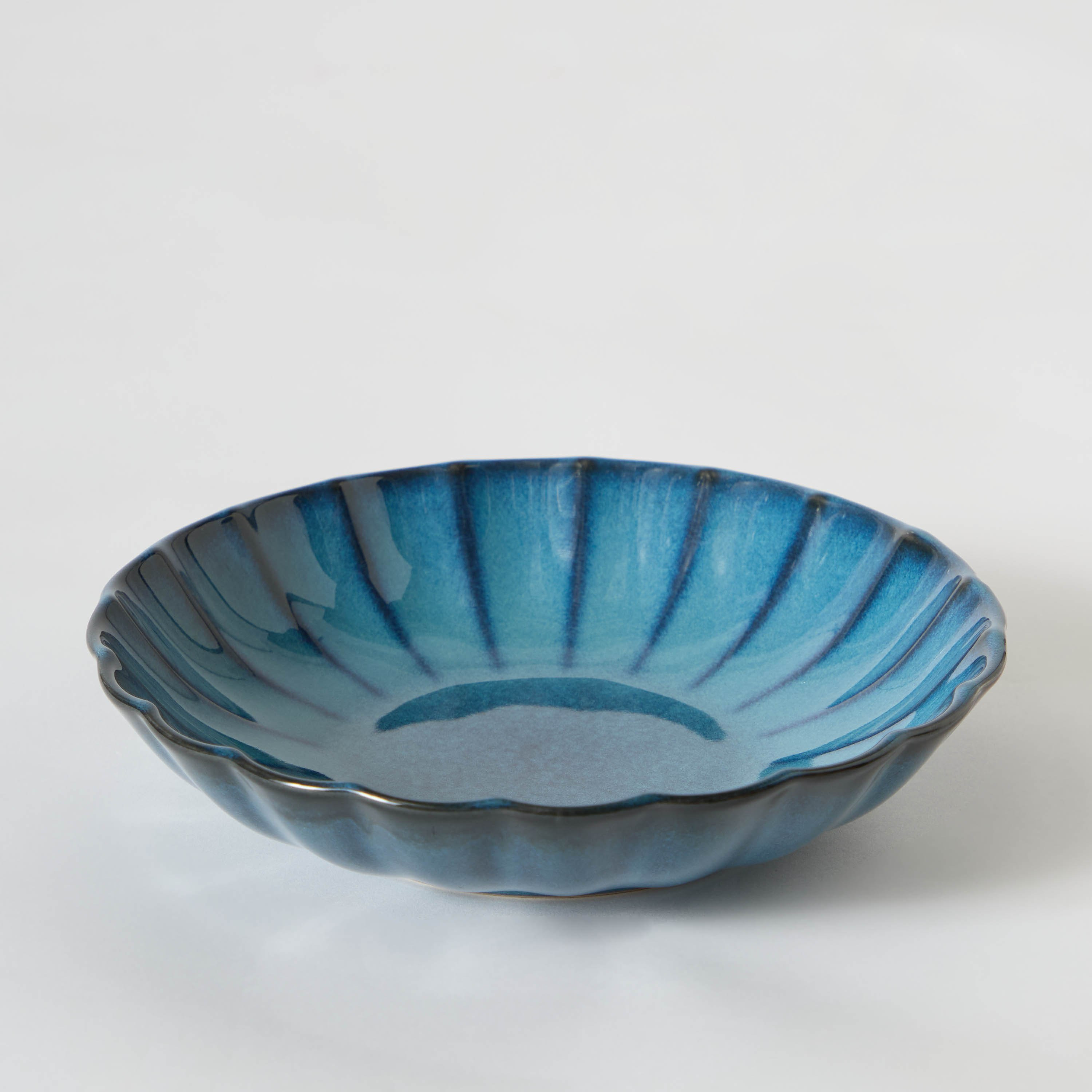 Siam Stoneware Blue Scallop Soup Plate - 22.5 cm-hbxdecorandfurnishings-tabletop-crockery-image-5
