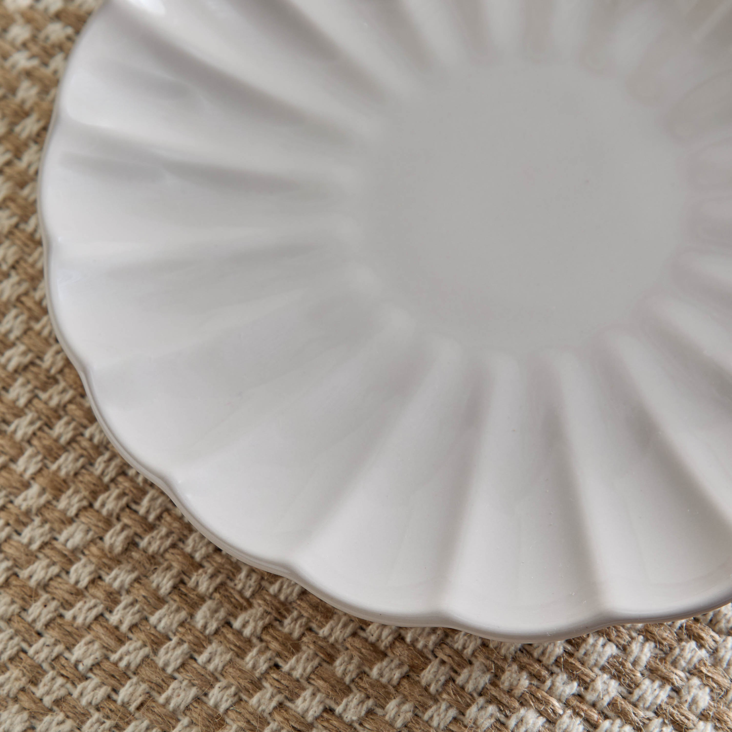صحن جانبي بتصميم صدفي من سيام - 21 سم-hbxdecorandfurnishings-tabletop-crockery-image-3