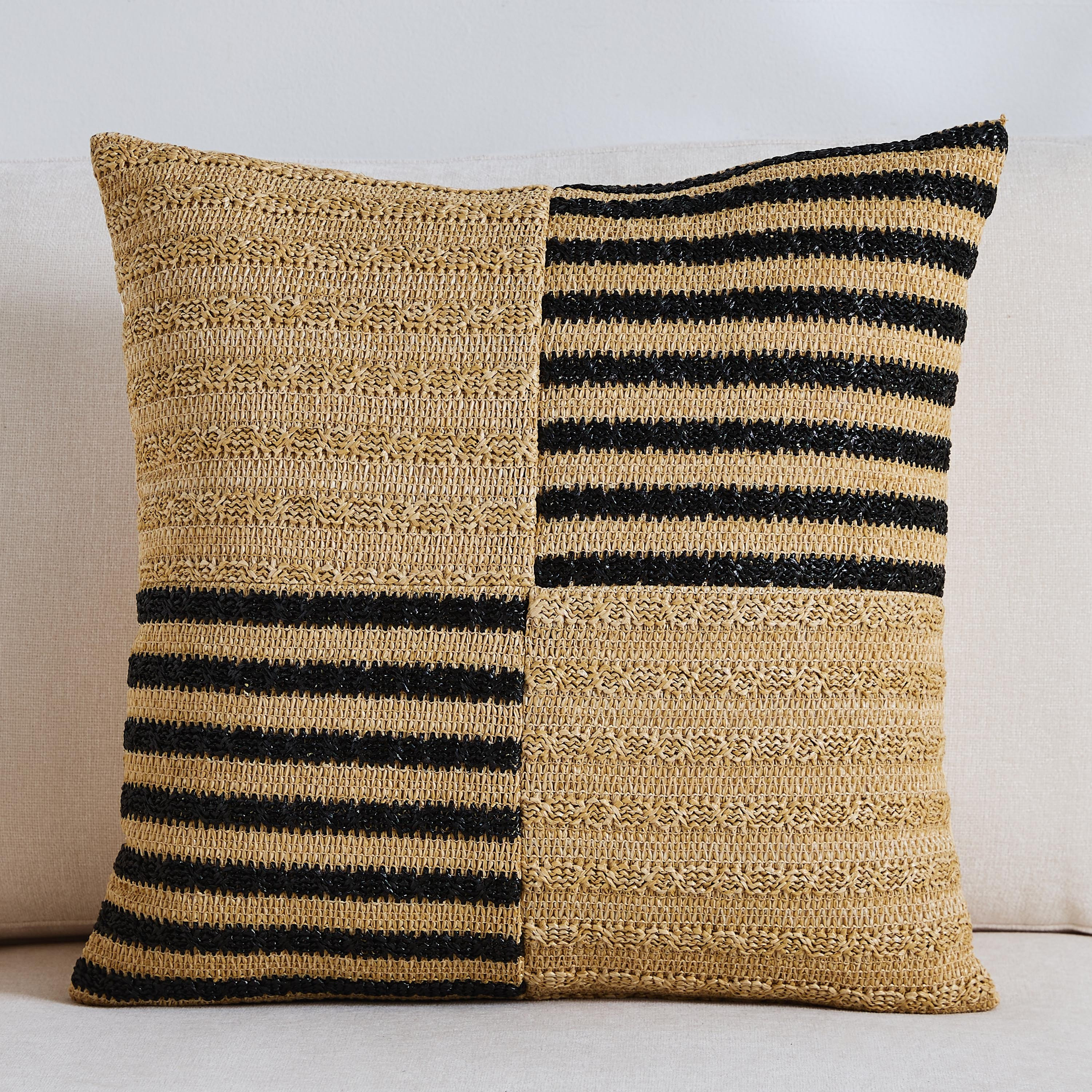 وسادة محشوة مكعبة من صن شيد- 45x45 سم-hbxlivingroom-furnishings-cushionsandcovers-filledcushions-image-1