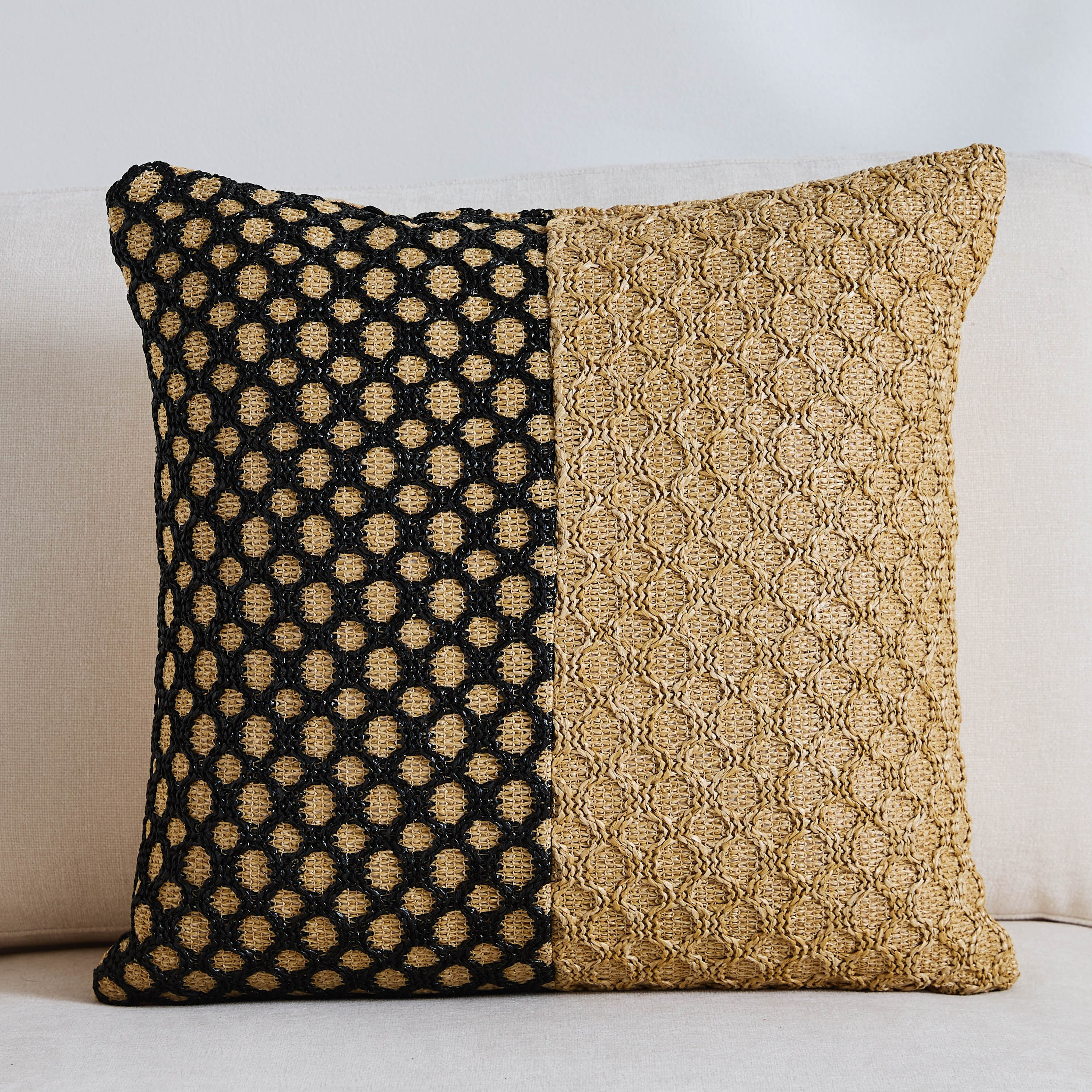 وسادة محشوة من صن شيد - 45 × 45 سم-hbxlivingroom-furnishings-cushionsandcovers-filledcushions-image-1