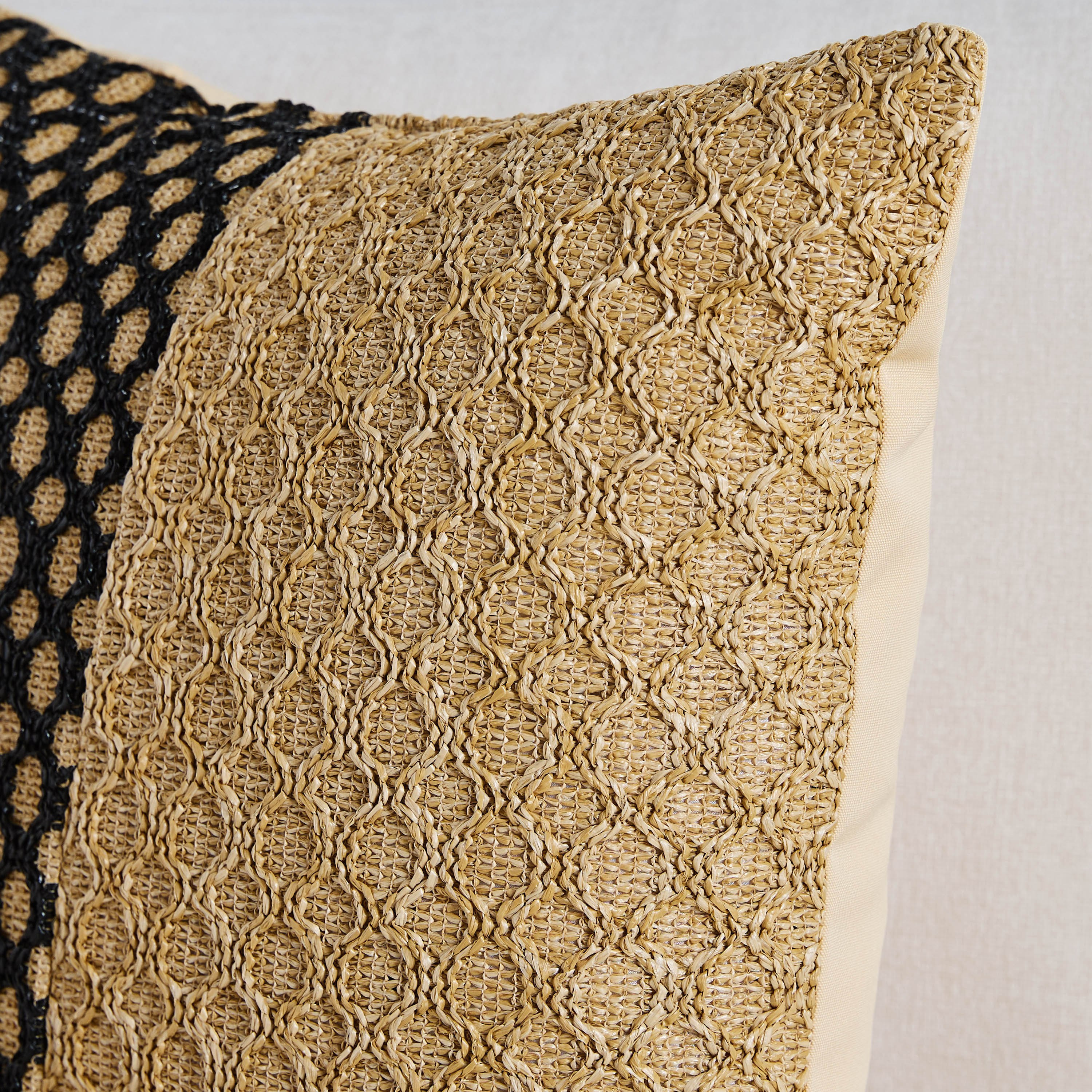 وسادة محشوة من صن شيد - 45 × 45 سم-hbxlivingroom-furnishings-cushionsandcovers-filledcushions-image-2