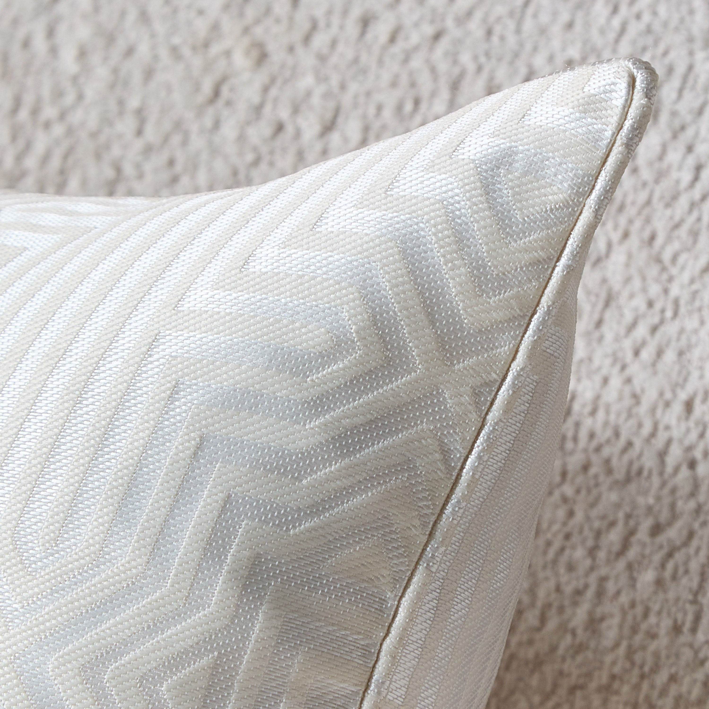 طقم أغطية وسائد جاكار من قطعتين ميراج من سكاي لاين - 40×40 سم-hbxhomeware-cushionsandcovers-cushioncovers-image-2