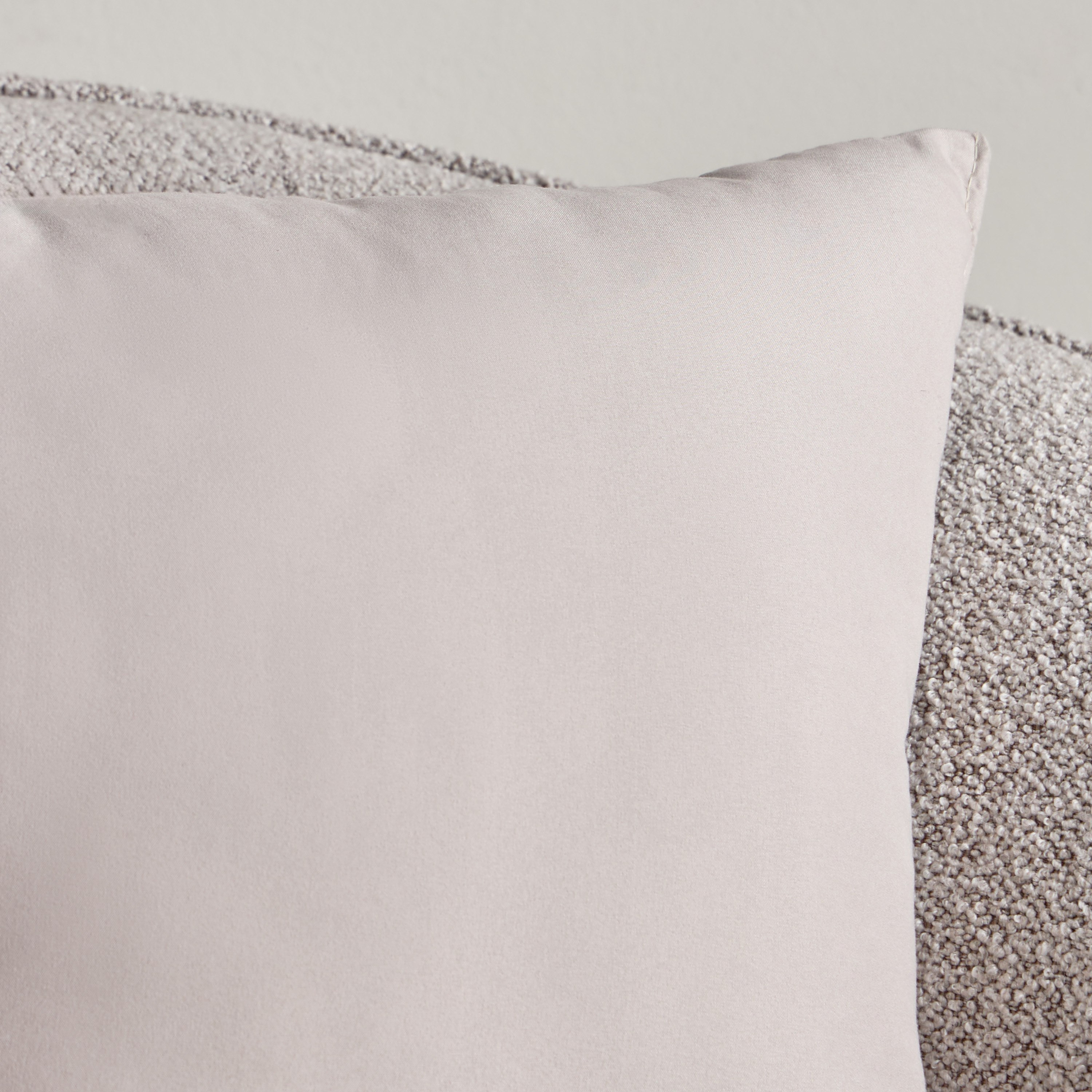 Axis Microfiber Filled Cushion - 40x40 cm-hbxlivingroom-furnishings-cushionsandcovers-filledcushions-image-3