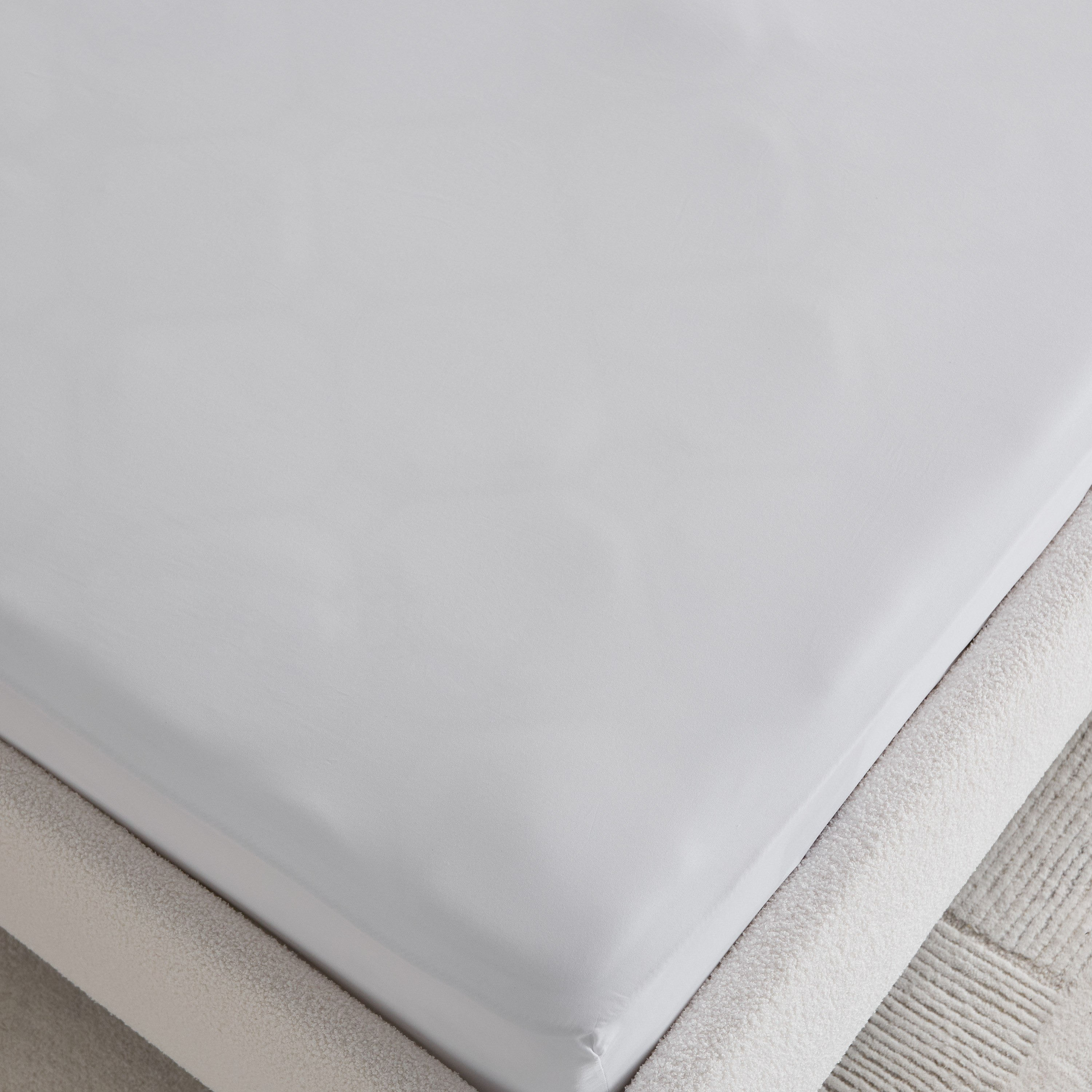 AxisMicro King Fitted Sheet - 180x200+25 cm-hbxhomeware-hbxbedroom-image-4