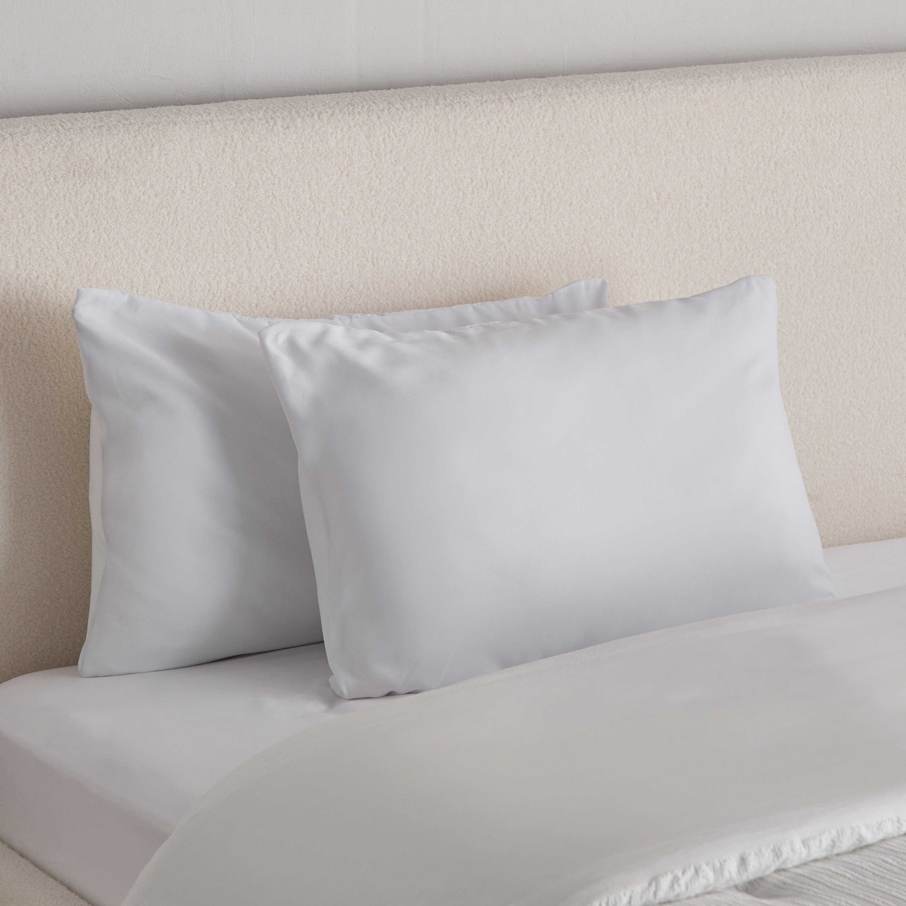 طقم غطاء وسادة سادة قطعتين من أكسيس - 50x75+15 سم-hbxhomeware-hbxbedroom-image-1
