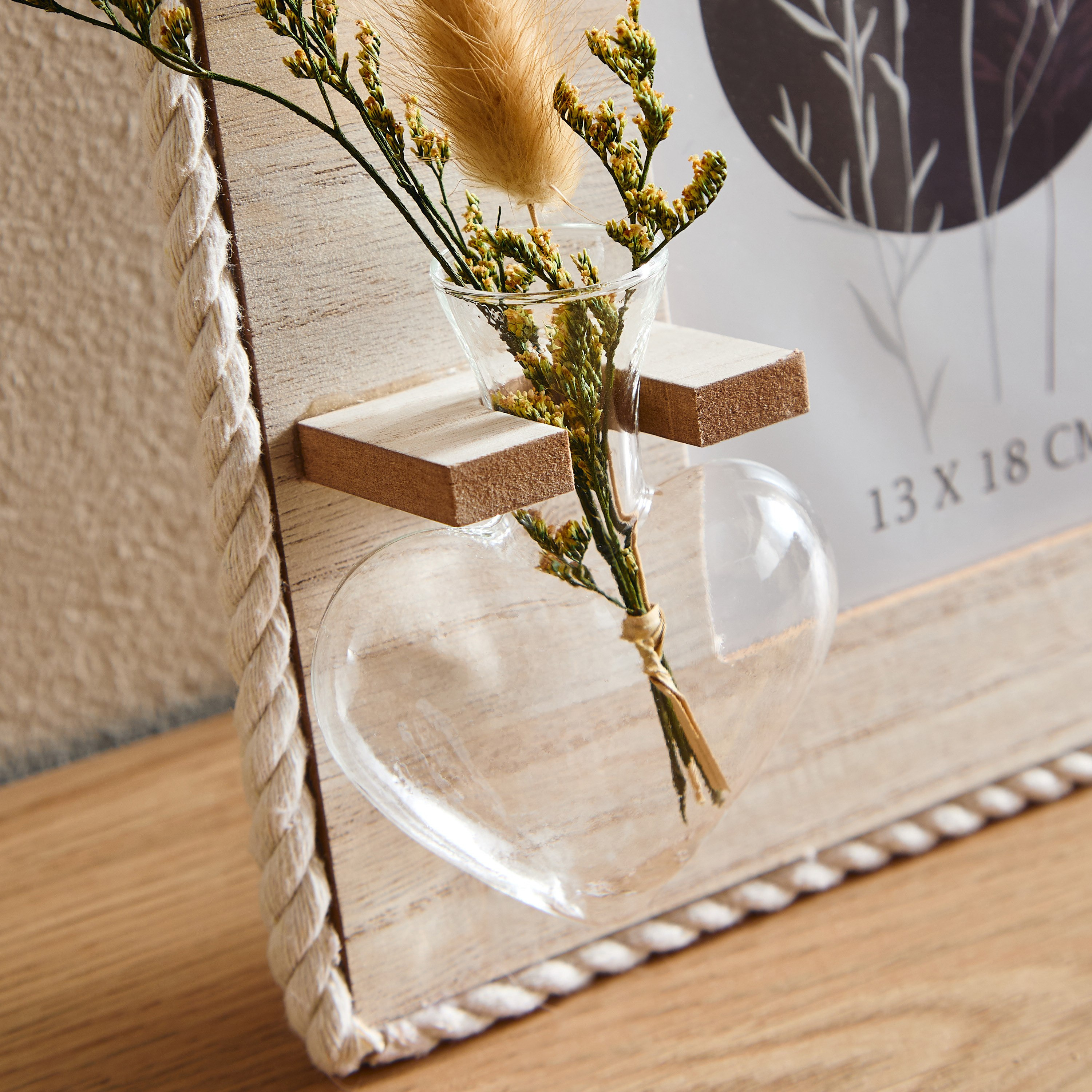 Wadee Wooden Photo Frame with Glass Vase and Dry Flowers-hbxdiningroom-walldecor-wallart-image-4