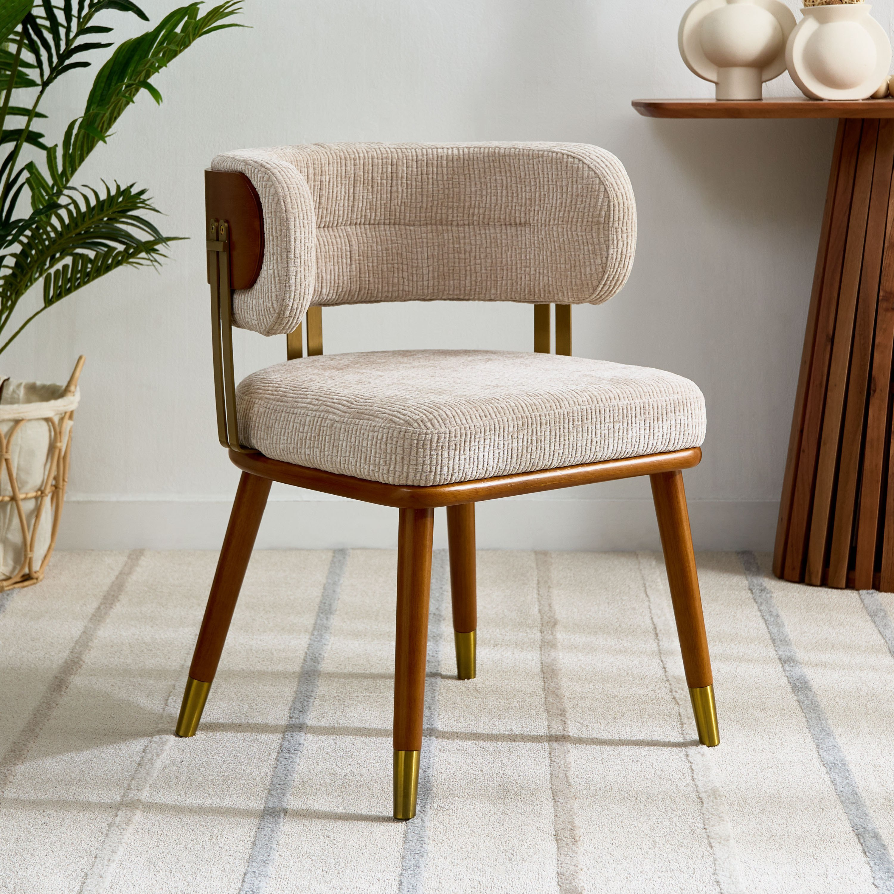 كرسي زينة قماش من باريل-hbxlivingroom-sofasandarmchairs-sofas-image-1