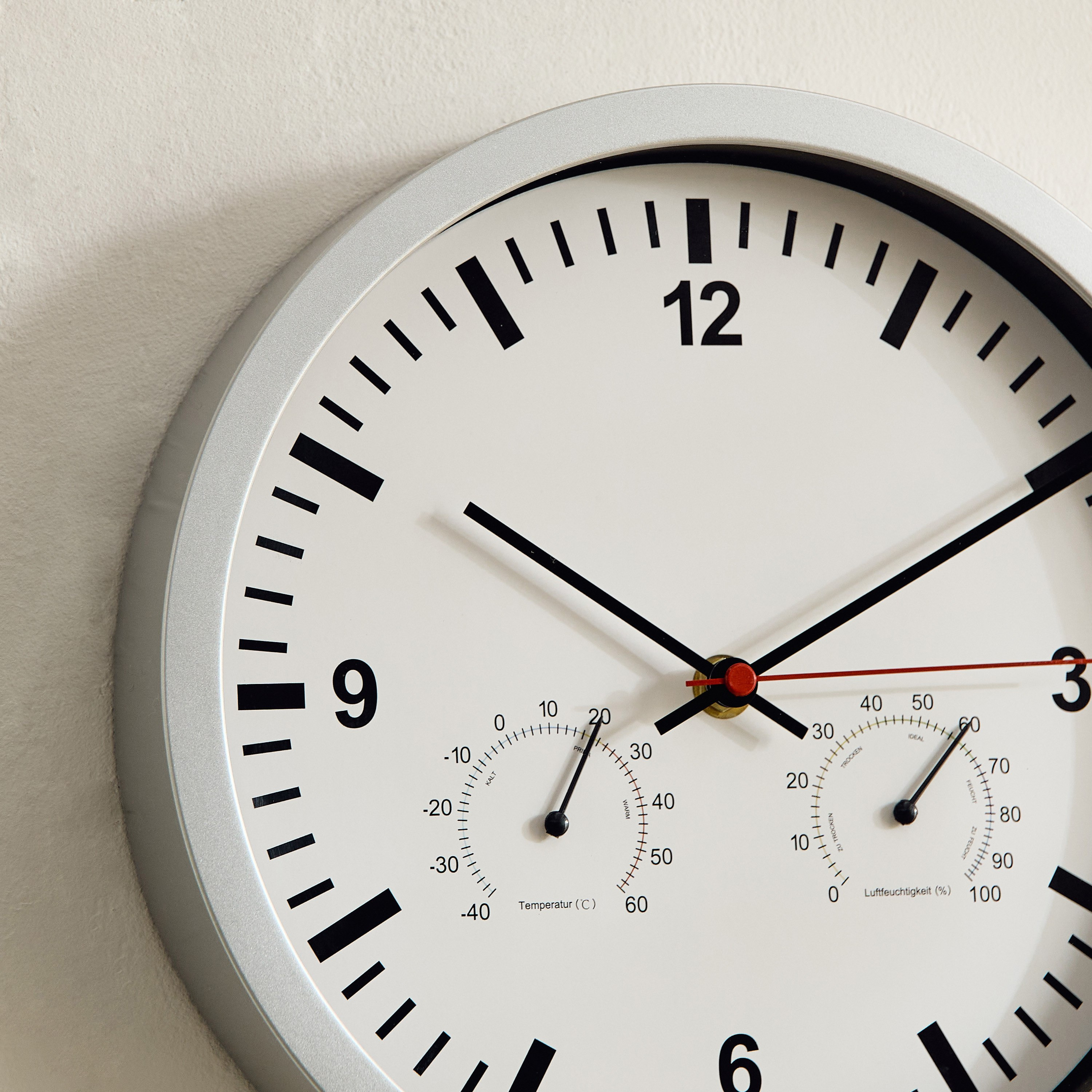 ساعة حائط مع مقياس رطوبة ومقياس حرارة من ميدو - 25 سم-hbxdiningroom-decorandaccessories-clocks-image-3