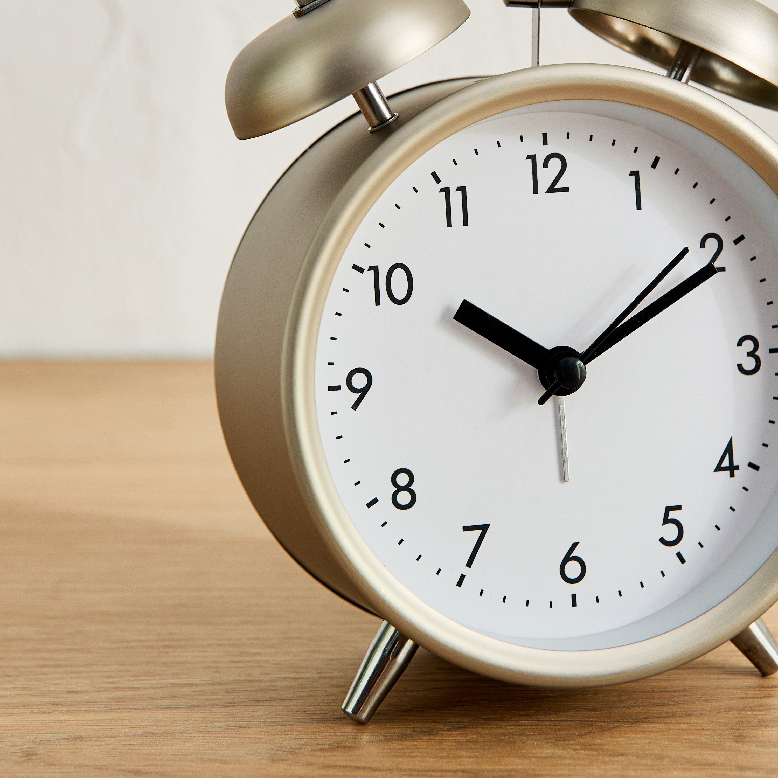 ساعة منبه ميتال بجرس مزدوج من ميدو - 13.5 سم-hbxdiningroom-decorandaccessories-clocks-image-4