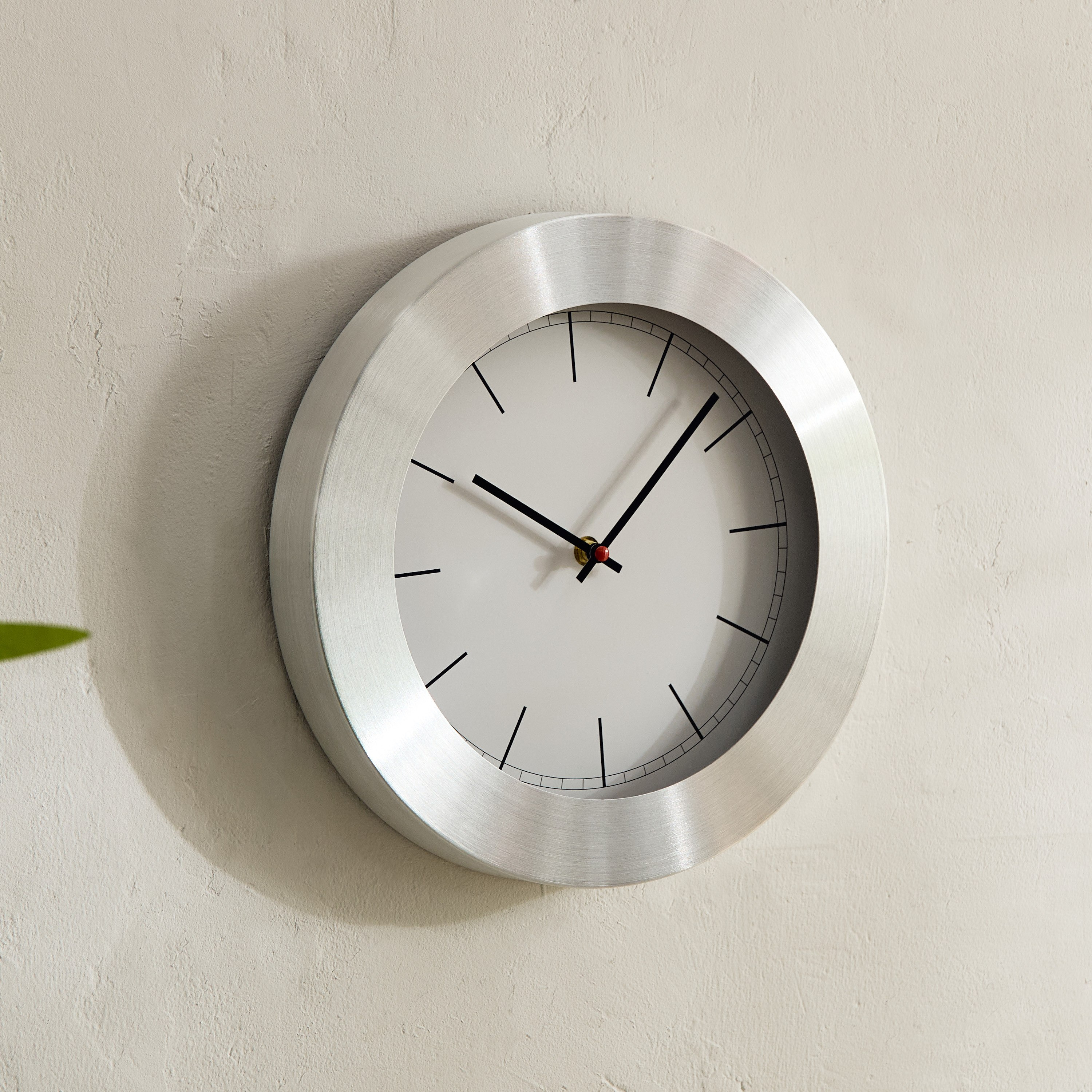 ساعة حائط معدن من ميدو - 30 سم-hbxdiningroom-decorandaccessories-clocks-image-1