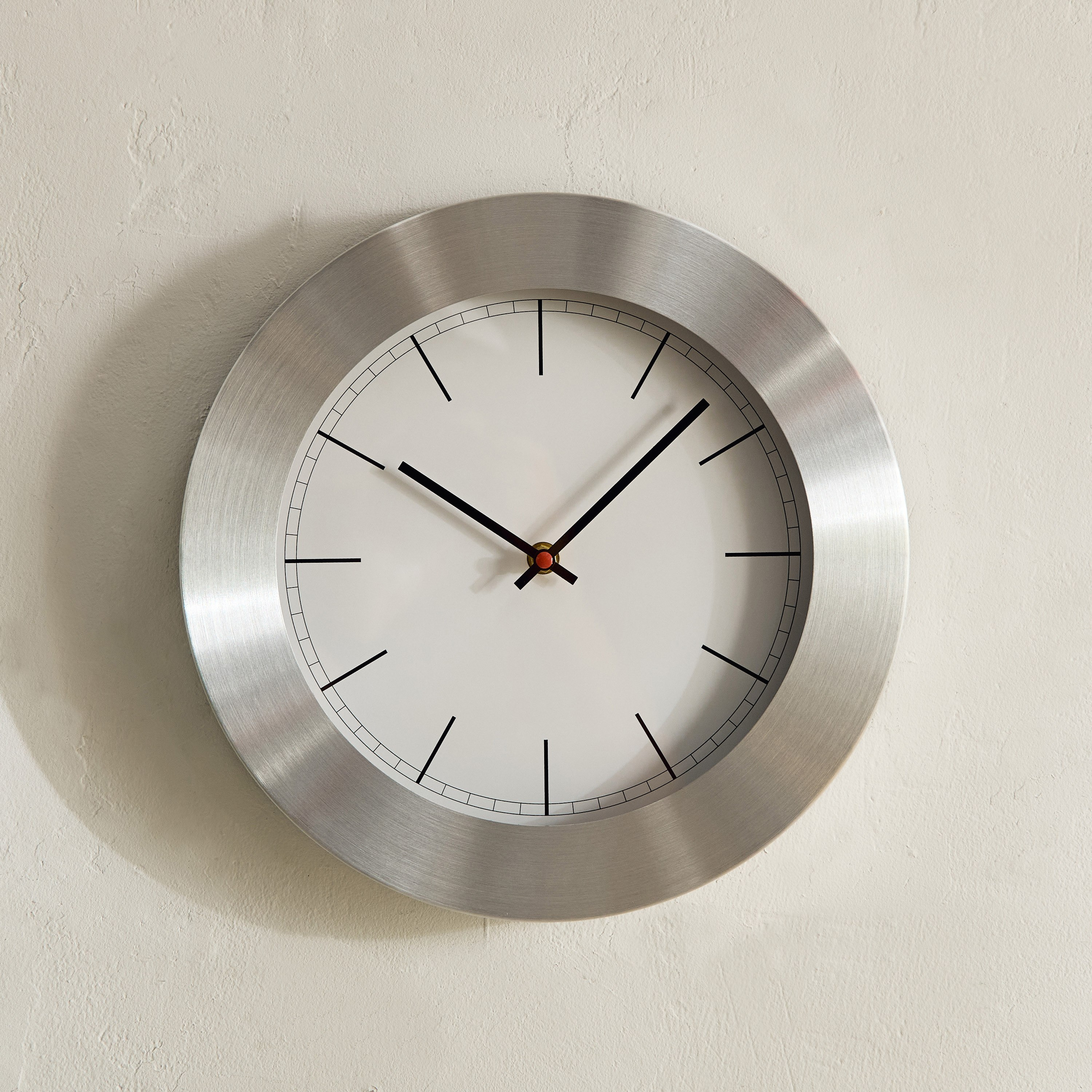 ساعة حائط معدن من ميدو - 30 سم-hbxdiningroom-decorandaccessories-clocks-image-2