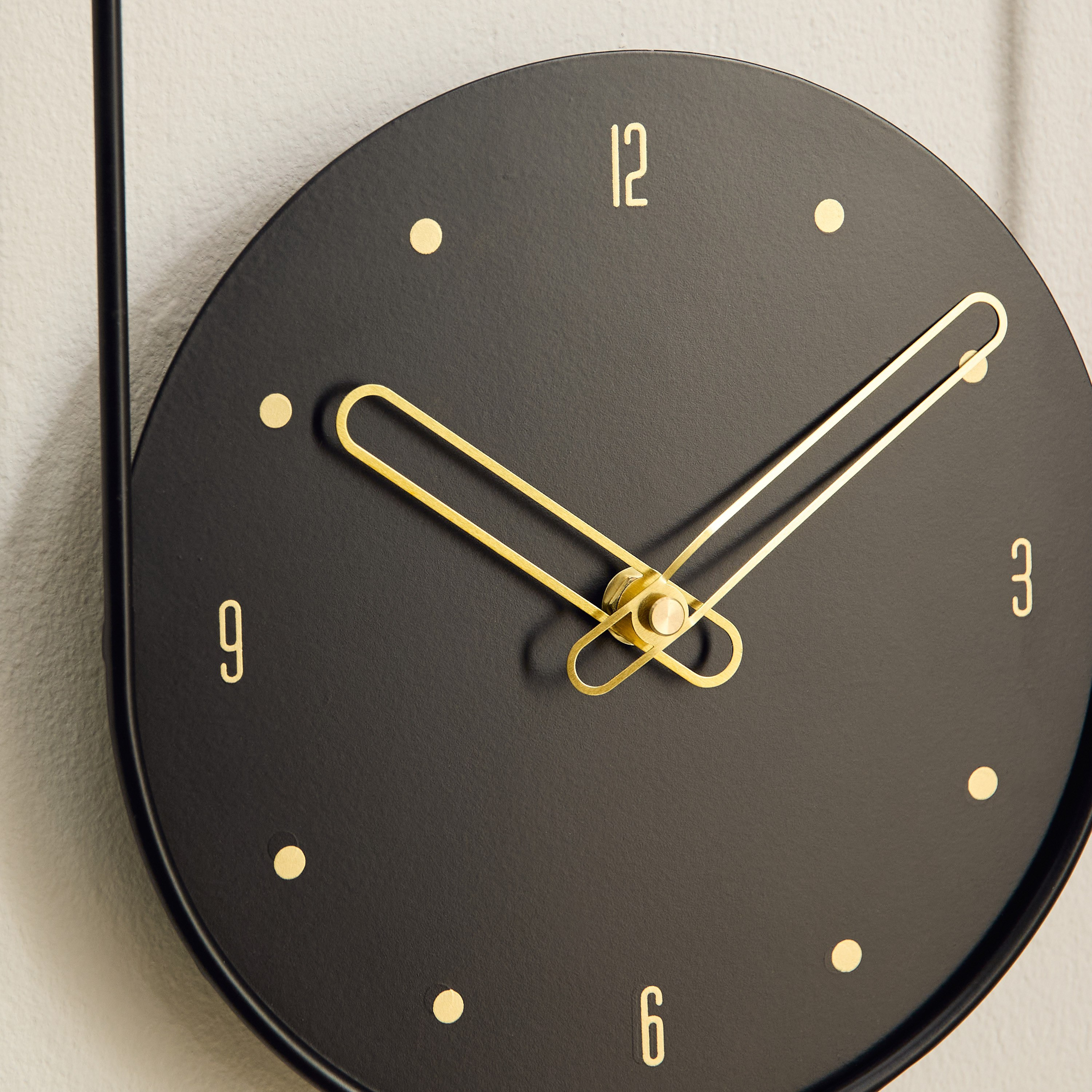 Mido Metal Creative Clock - 20x4x40 cm-hbxdiningroom-decorandaccessories-clocks-image-3