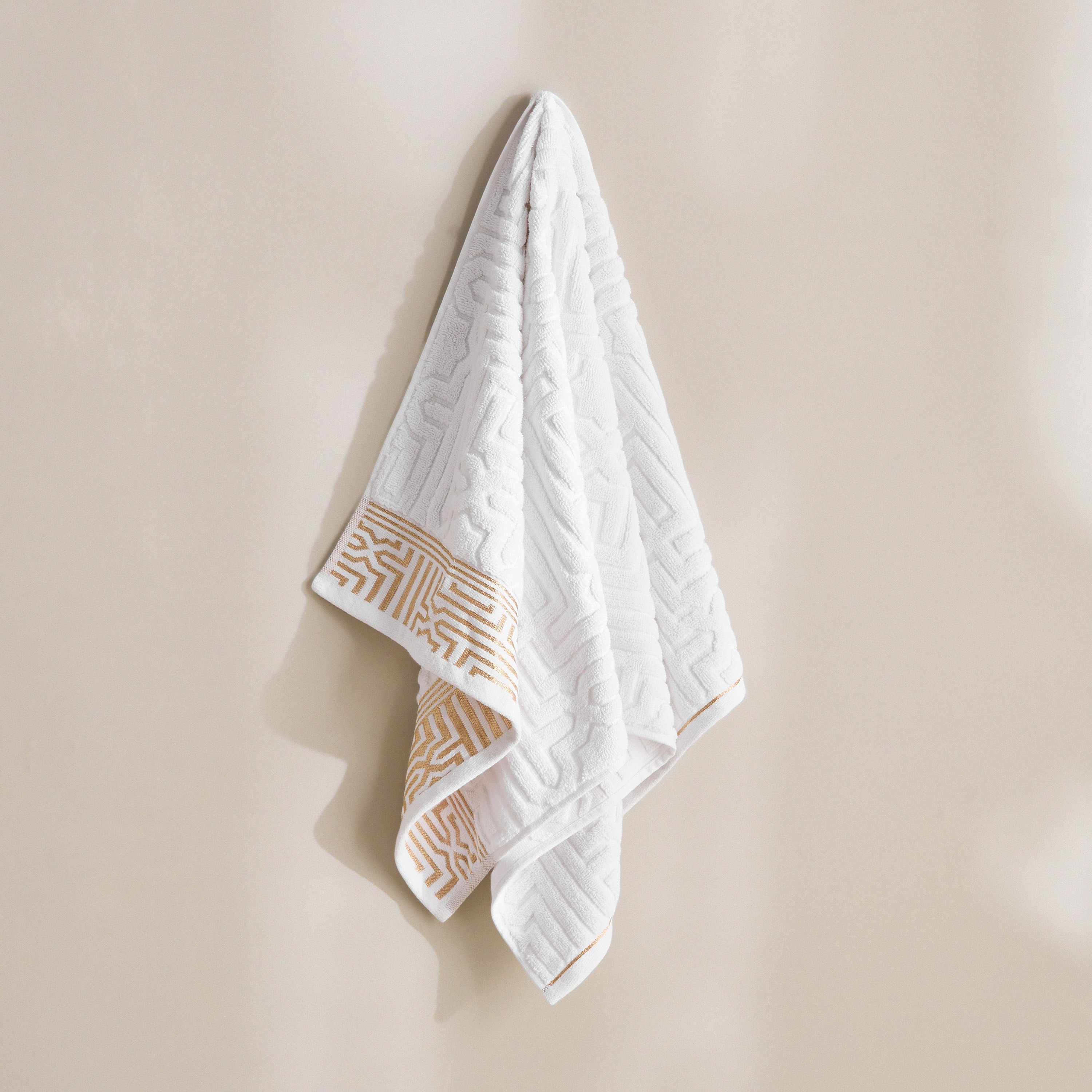 Skyline Mirage Lurex Patterned Cotton Hand Towel - 50x90 cm-hbxbathroom-bathroomtextiles-image-1