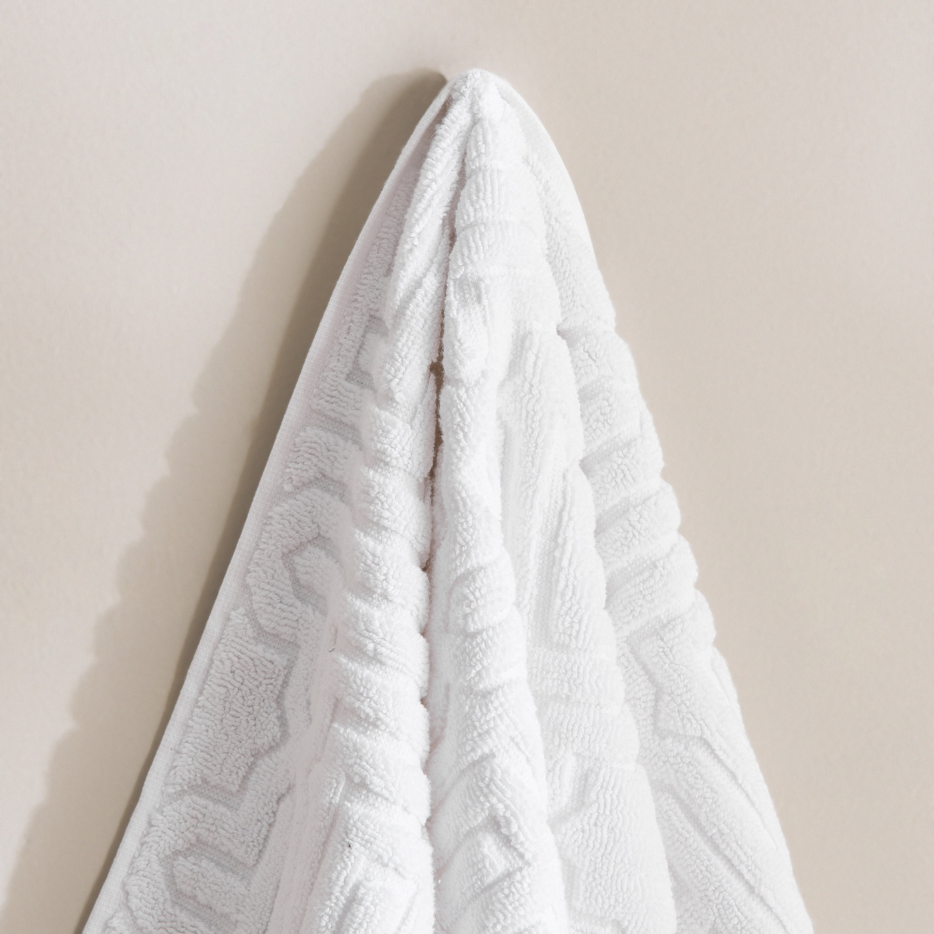 Skyline Mirage Lurex Patterned Cotton Hand Towel - 50x90 cm-hbxbathroom-bathroomtextiles-image-2