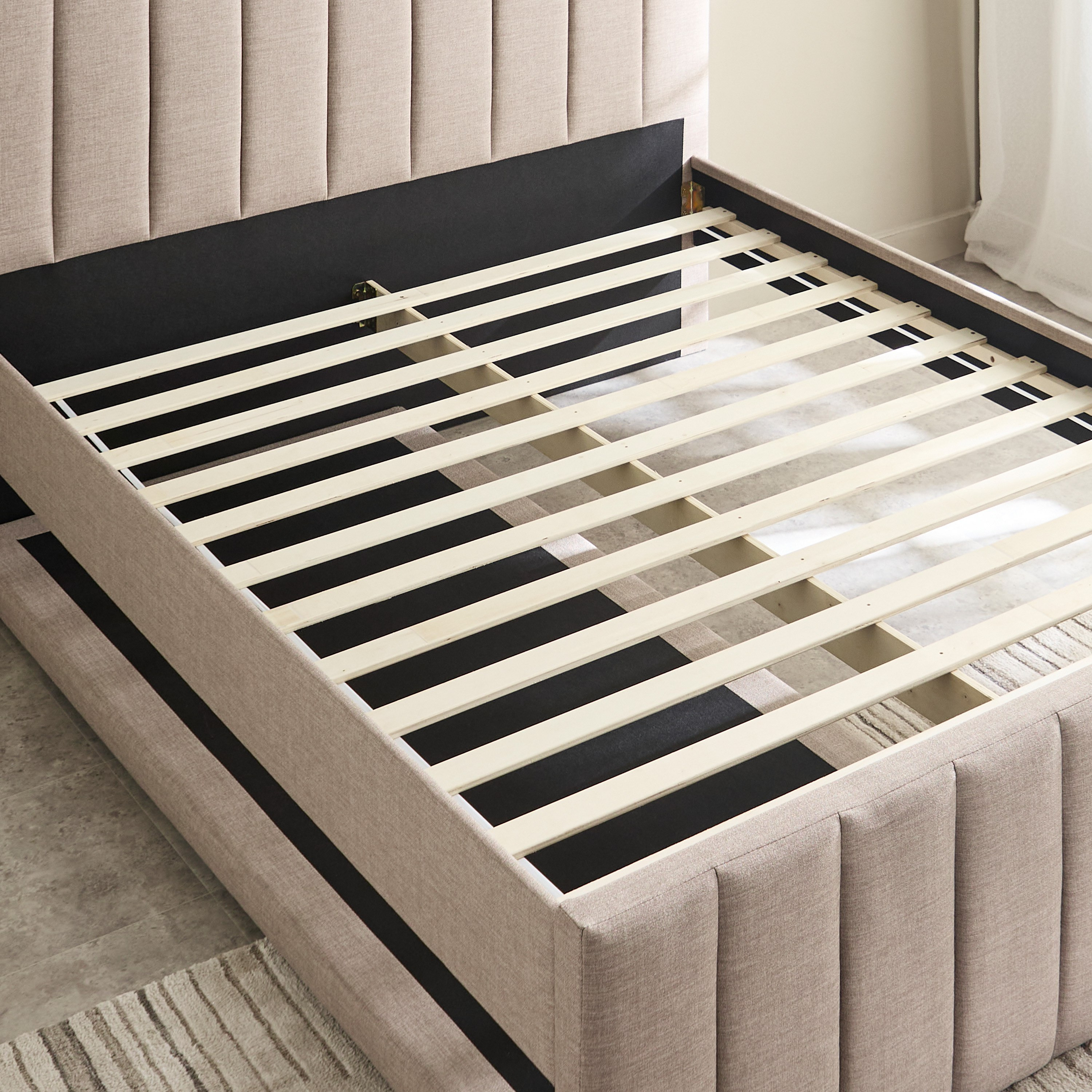 سرير كوين منجد مع سرير قابل للسحب - كوبر برادلي من موڤو - 160x200 سم-hbxbedroom-bedsandbedsets-beds-queen-image-8