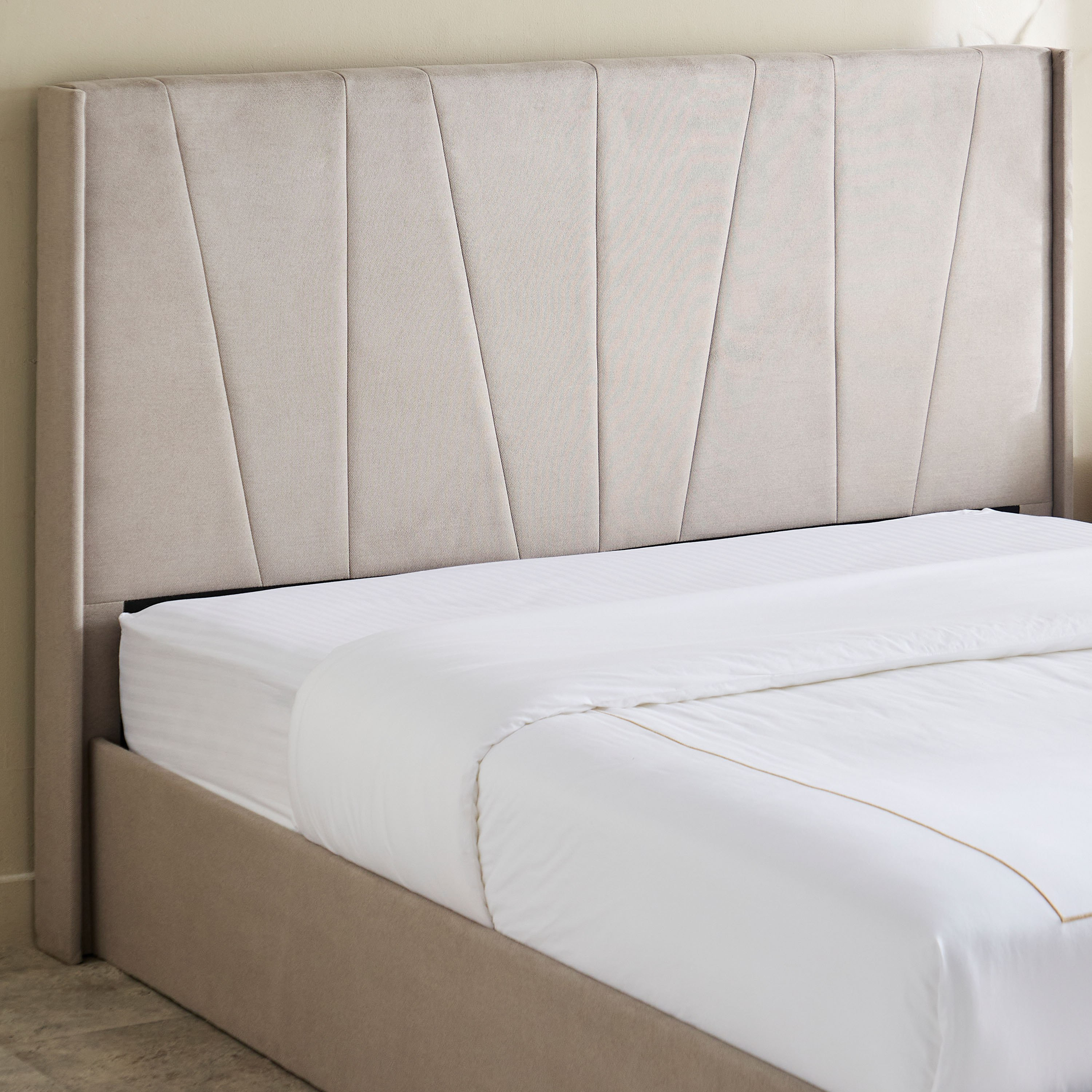 سرير كوين منجّد بدرجين - أنجيليك مونتيرو من موڤو - 160x200 سم-hbxbedroom-bedsandbedsets-beds-queen-image-3