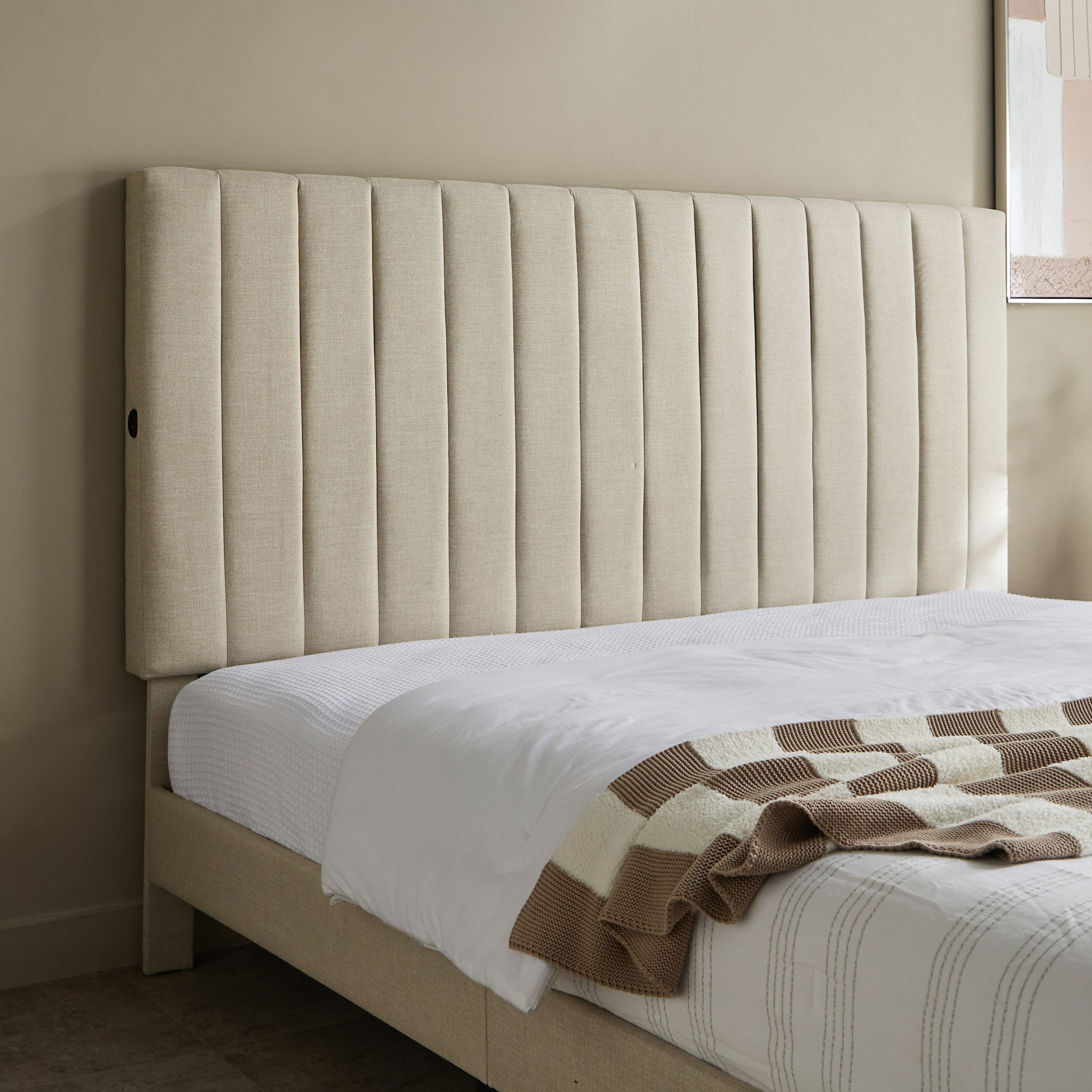 طقم غرفة نوم كوين ذكية منجدة 3 قطع - بليز من موڤو - 160x200 سم-hbxfurniture-bedsandbedsets-bedroomsets-queen-image-3