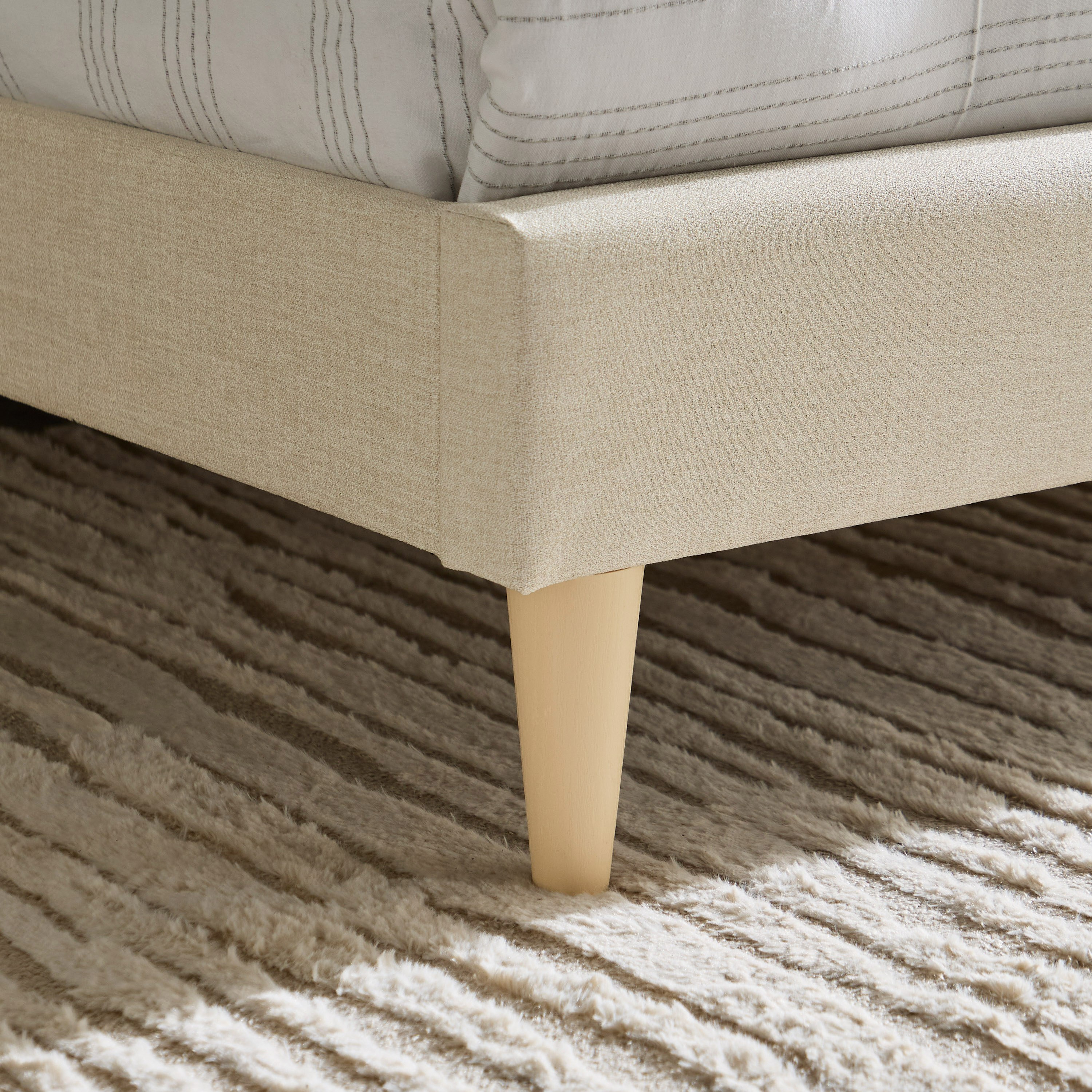 طقم غرفة نوم كوين ذكية منجدة 3 قطع - بليز من موڤو - 160x200 سم-hbxfurniture-bedsandbedsets-bedroomsets-queen-image-9