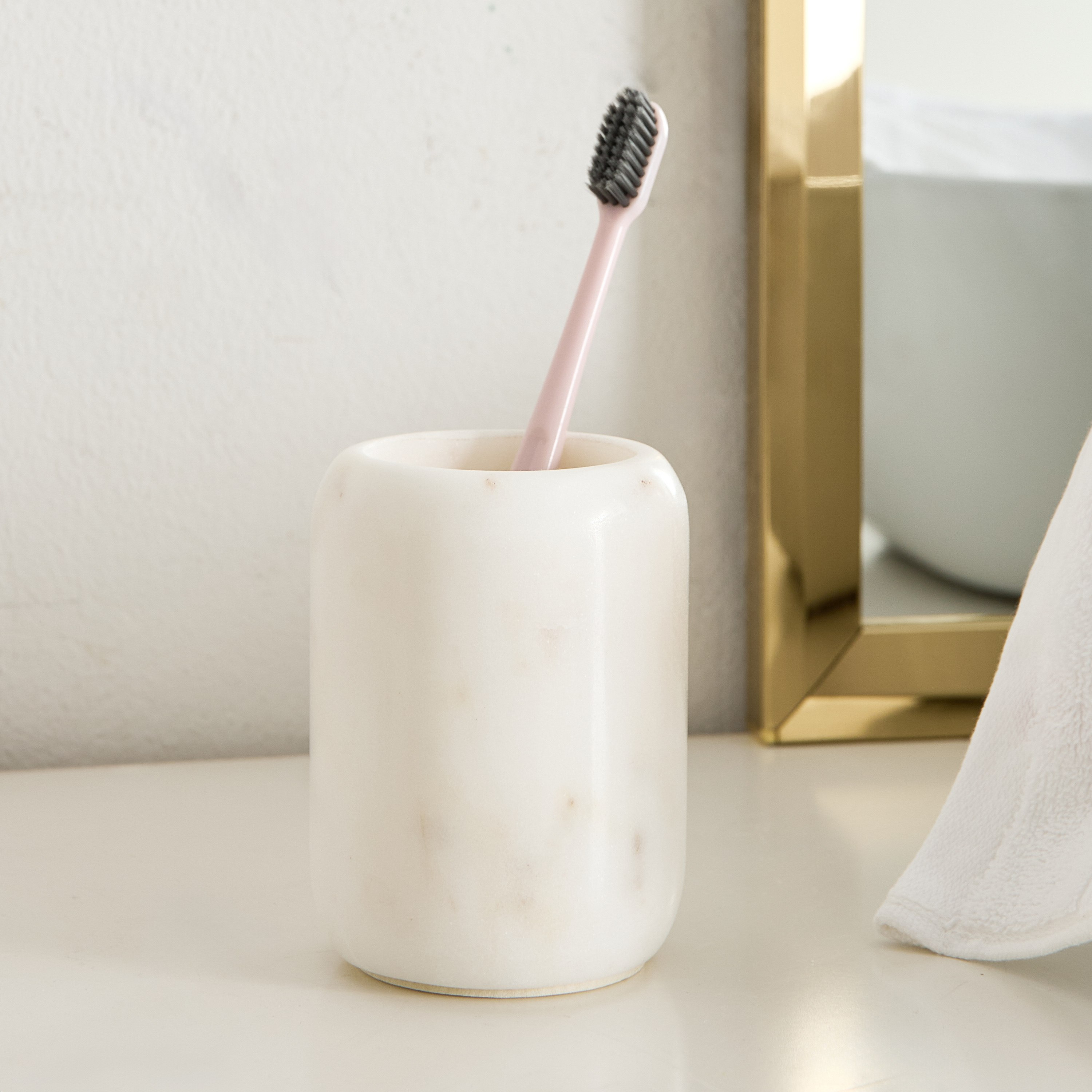 حامل فرشاة أسنان رخام من رويال- 7.5×7.5×10 سم-hbxdecorandfurnishings-bathroomaccessories-bathroomsets-image-1