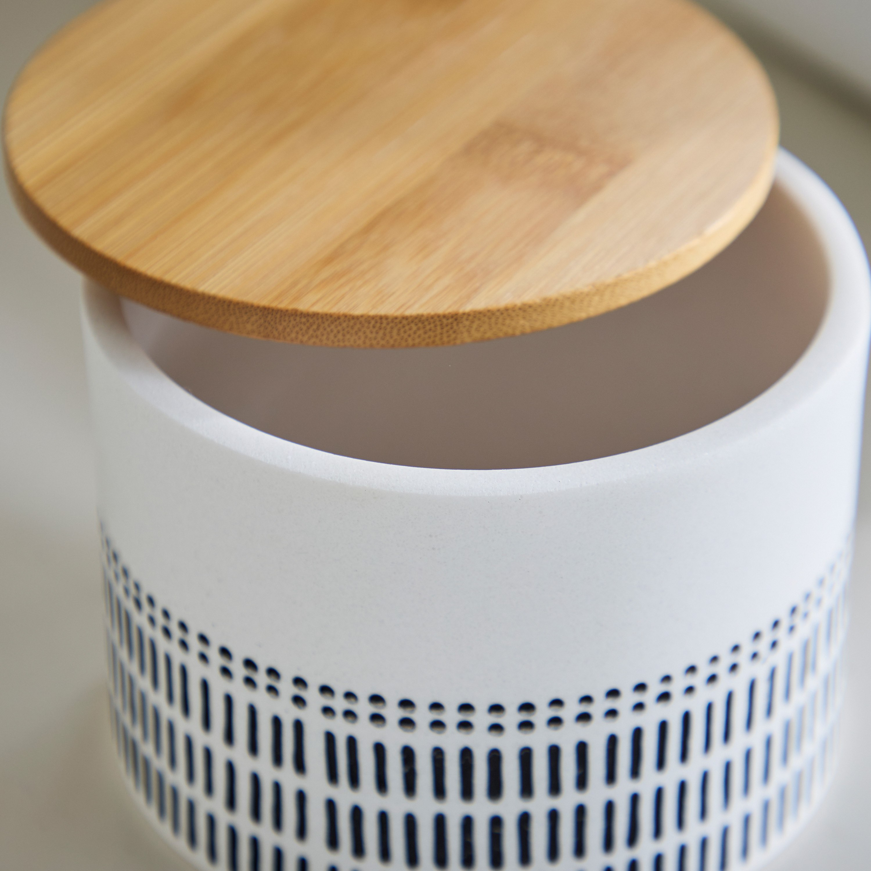 Ciara Cotton Jar-hbxhomeware-bathandlaundry-tissueboxesandcottonjars-image-3