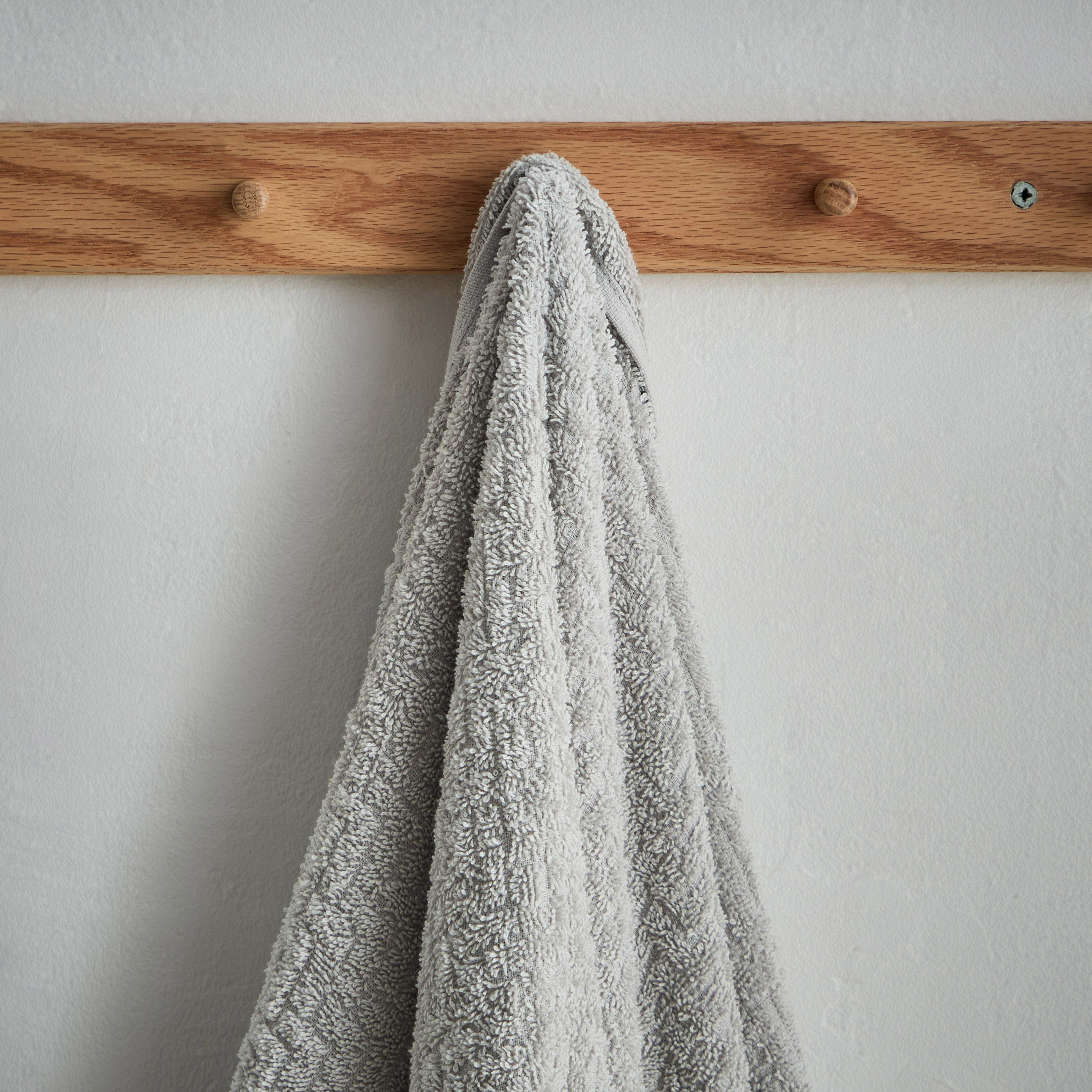 طقم منشفة قطن 10 قطع بارزة الملمس من أتلانتا-hbxbathroom-bathroomtextiles-image-4