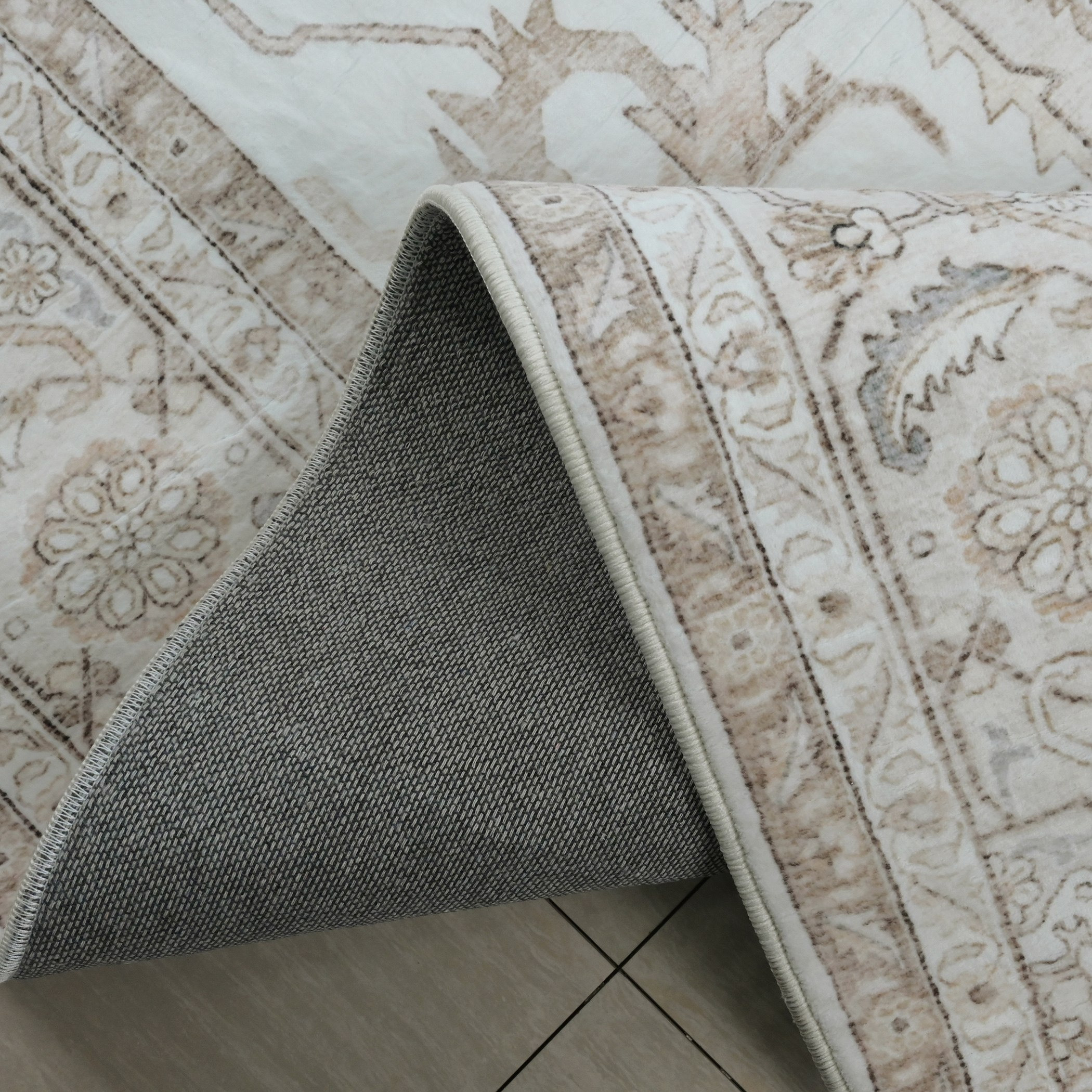 سجادة مخملية فاريتو من ميراج - 120x170 سم-hbxdecorandfurnishings-floorcoverings-rugs-image-3