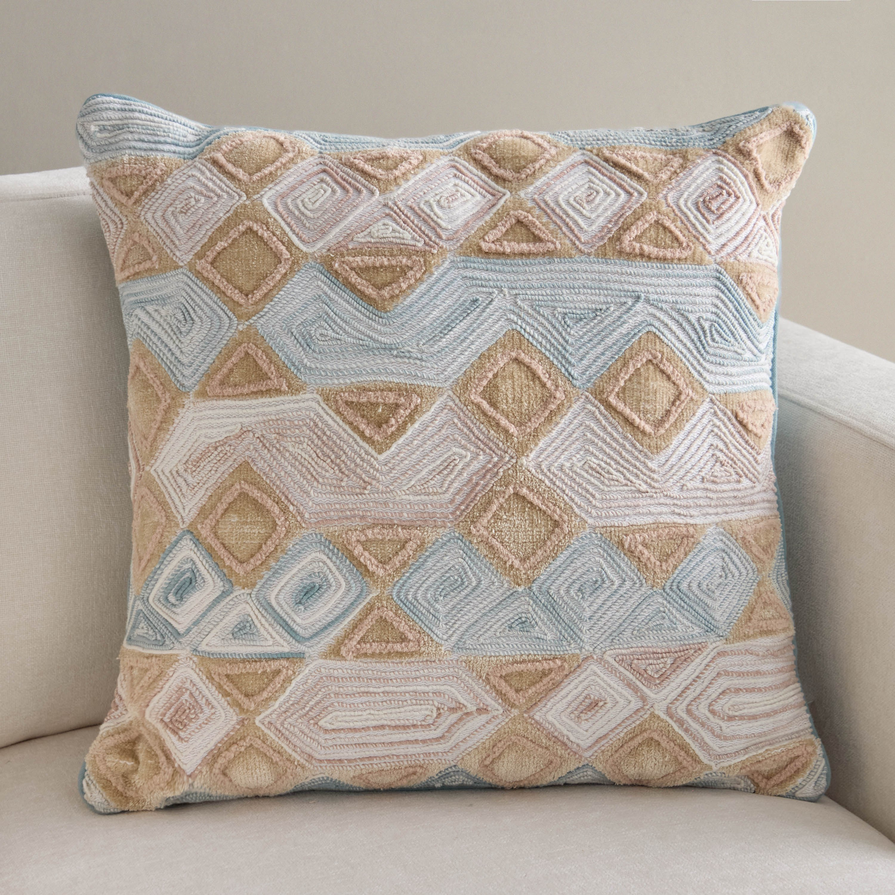 وسادة جاكار محشوة فاريا شينيل دوري من وارم أويسيس - 50x50 سم-hbxlivingroom-furnishings-cushionsandcovers-filledcushions-image-1