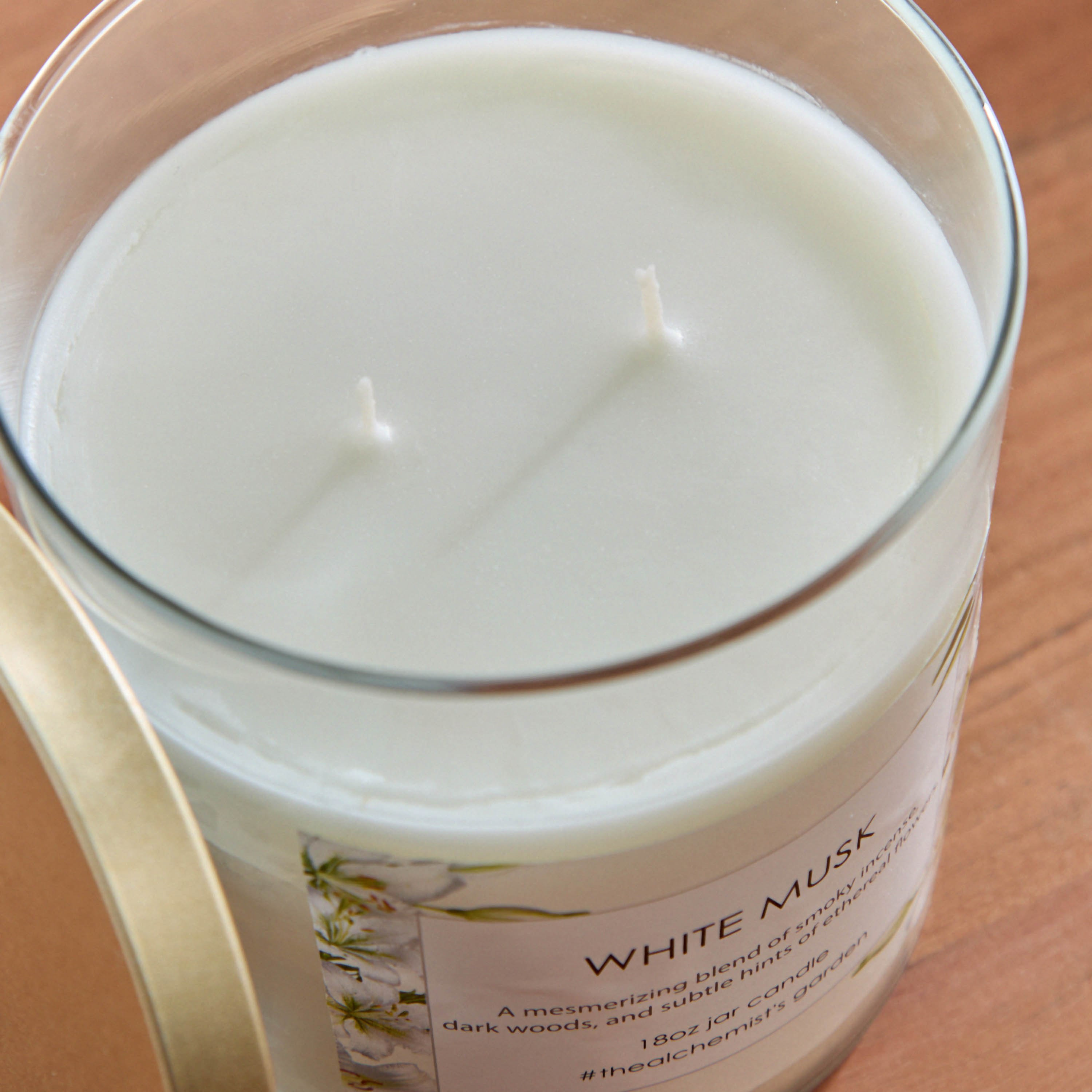 Aure White Musk Blown Jar Candle with Metal Lid - 510 gm-PROMO_HB_AE_B1G1_250925-image-3