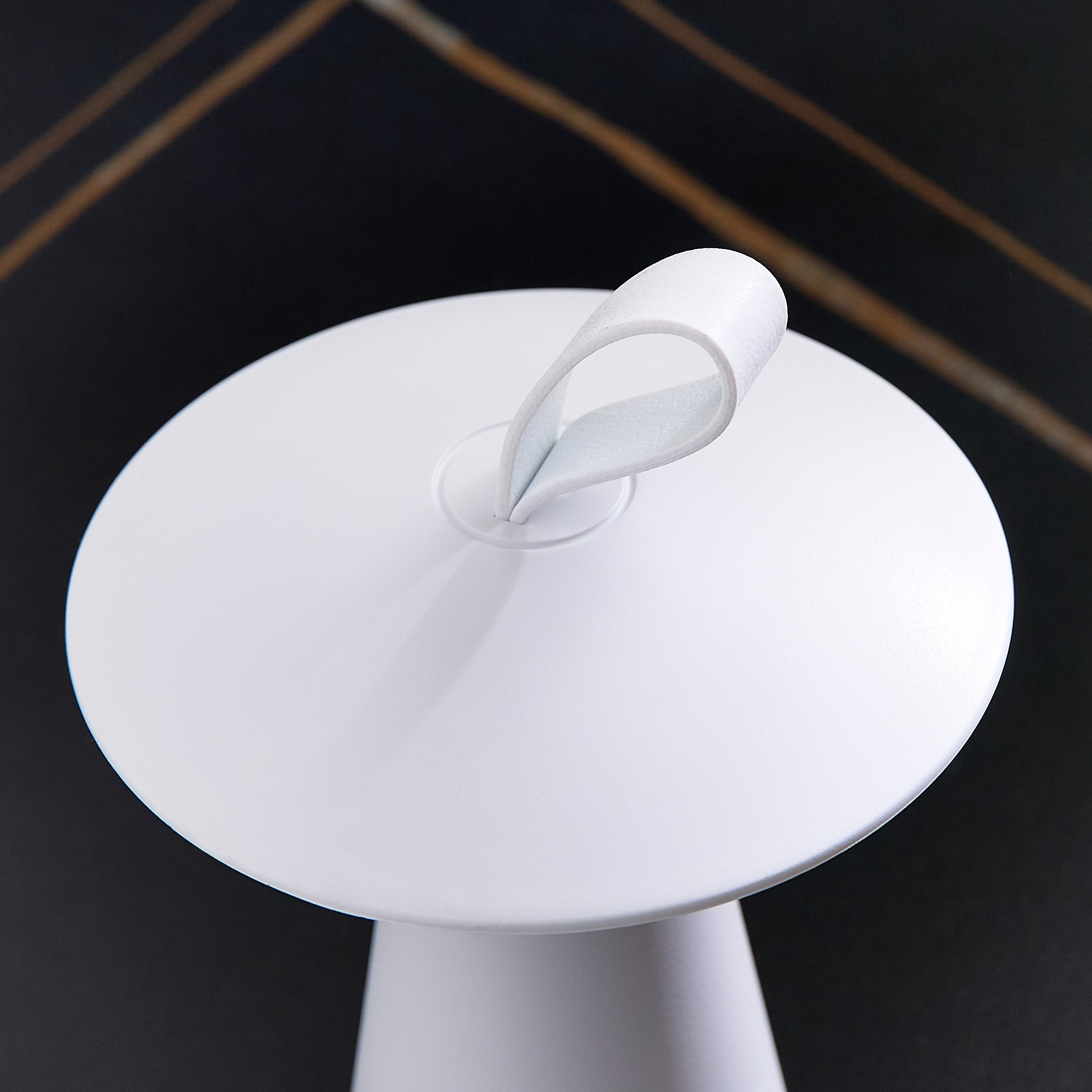مصباح خارجي بتصميم فطر قابل لإعادة الشحن بمفتاح لمس وتعتيم من دوكس-hbxlivingroom-lighting-tablelamps-image-3