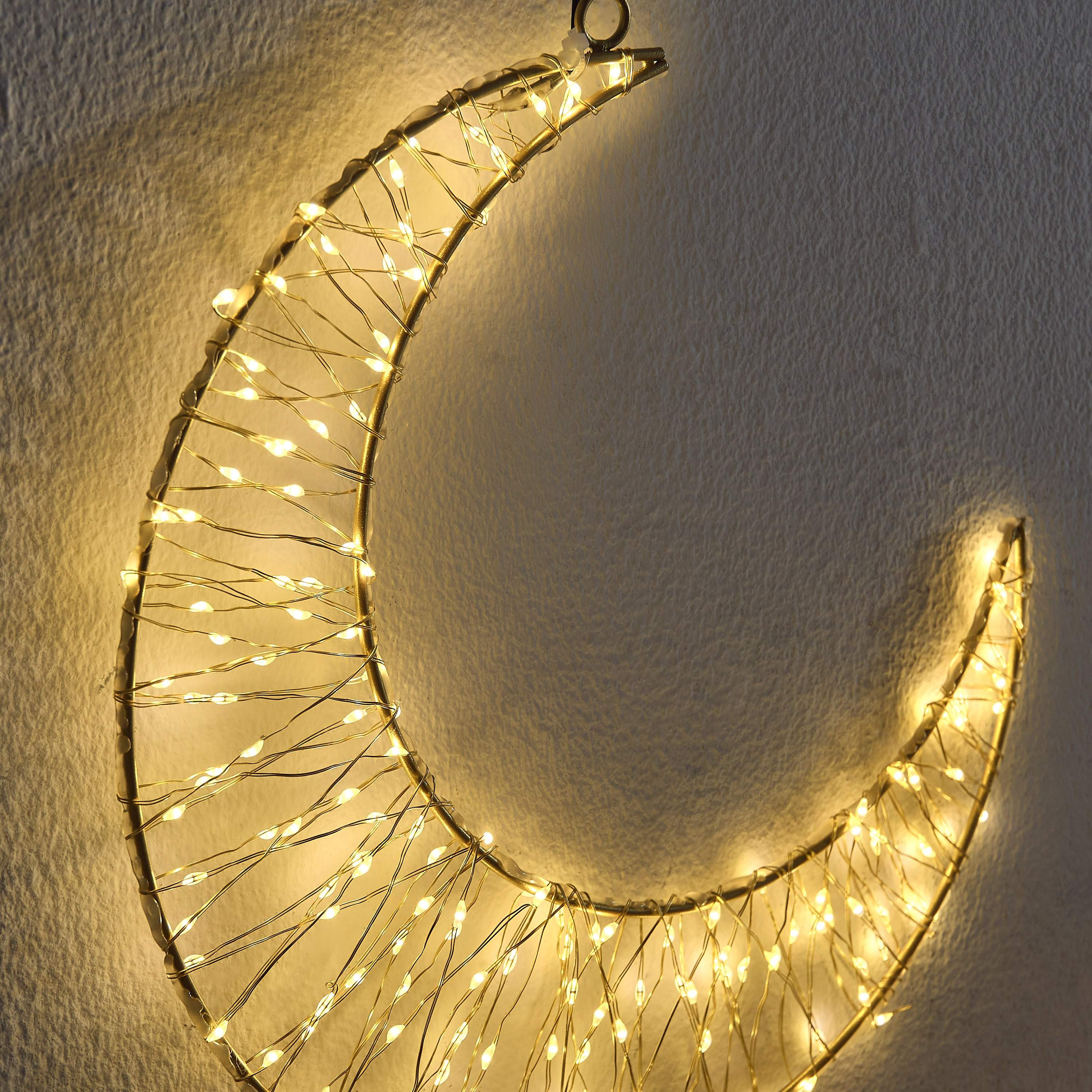 Dux Hanging Iron Wire Moon with 160 Warm LED with USB Plug-hbxdiningroom-lighting-decorativesandstringlights-image-3