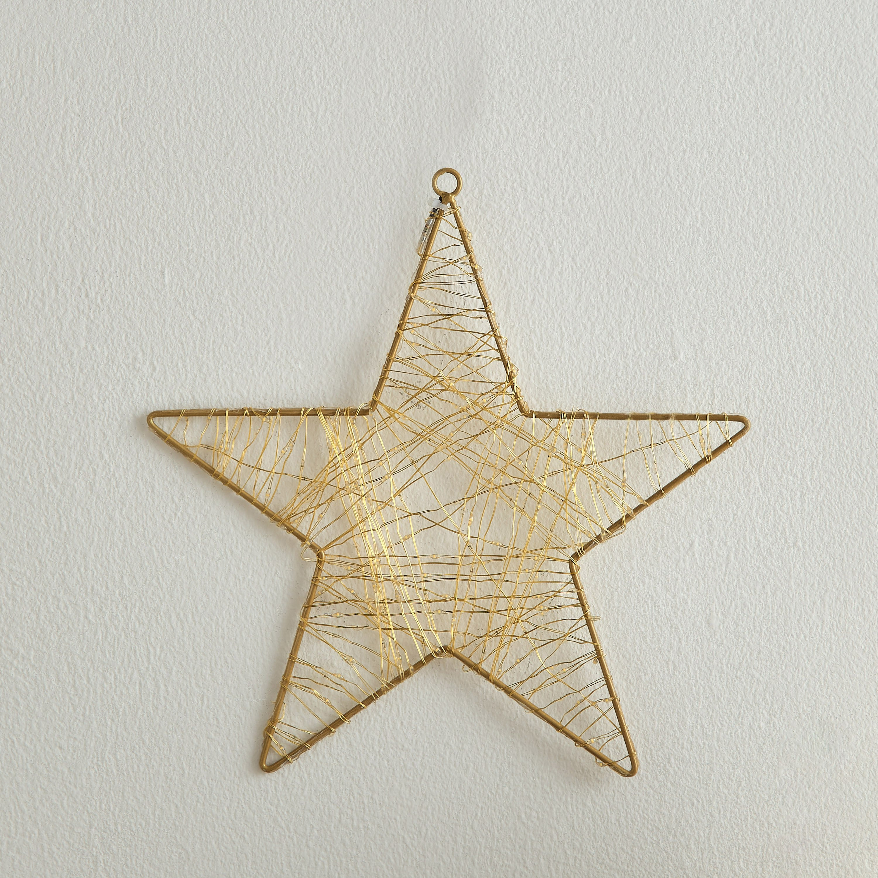 Dux Hanging Iron Wire Star with 240 Warm LED - 30x28 cm-hbxdiningroom-lighting-decorativesandstringlights-image-2