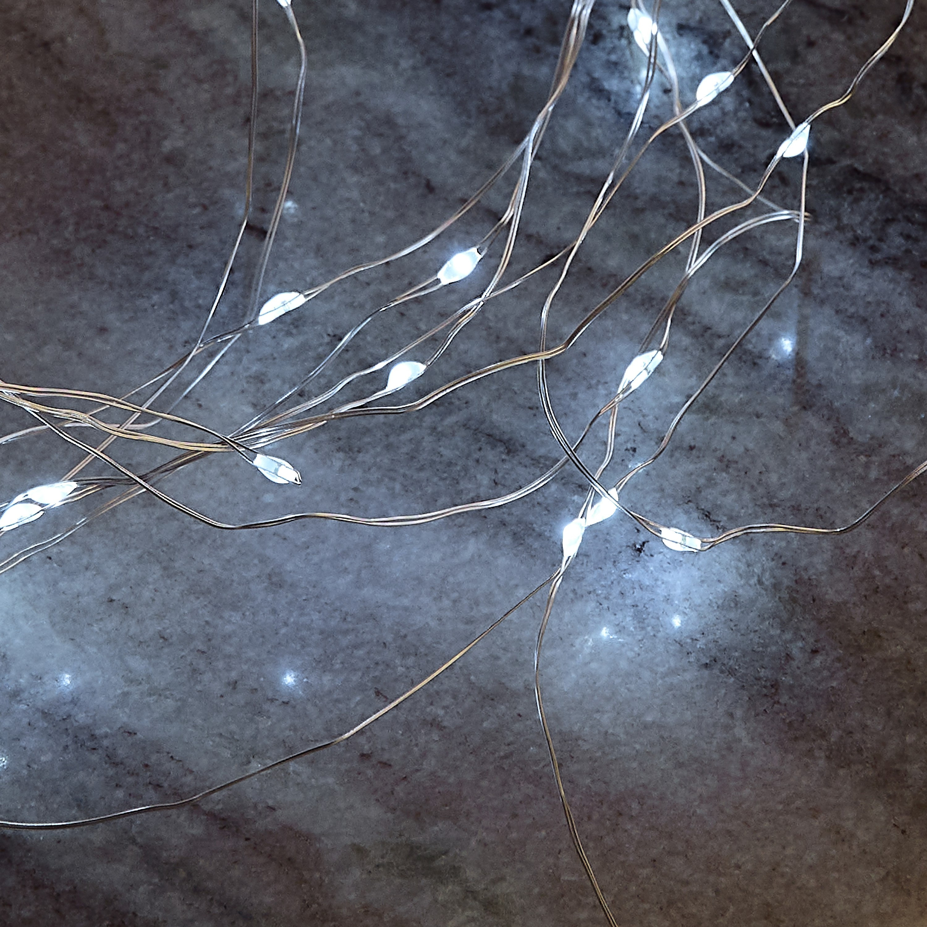 إضاءة جارلاند بأسلاك نحاس بطول 2.4 متر مع 12 سلك و300 مصباح ليد دافئ من دوكس-hbxdiningroom-lighting-decorativesandstringlights-image-3