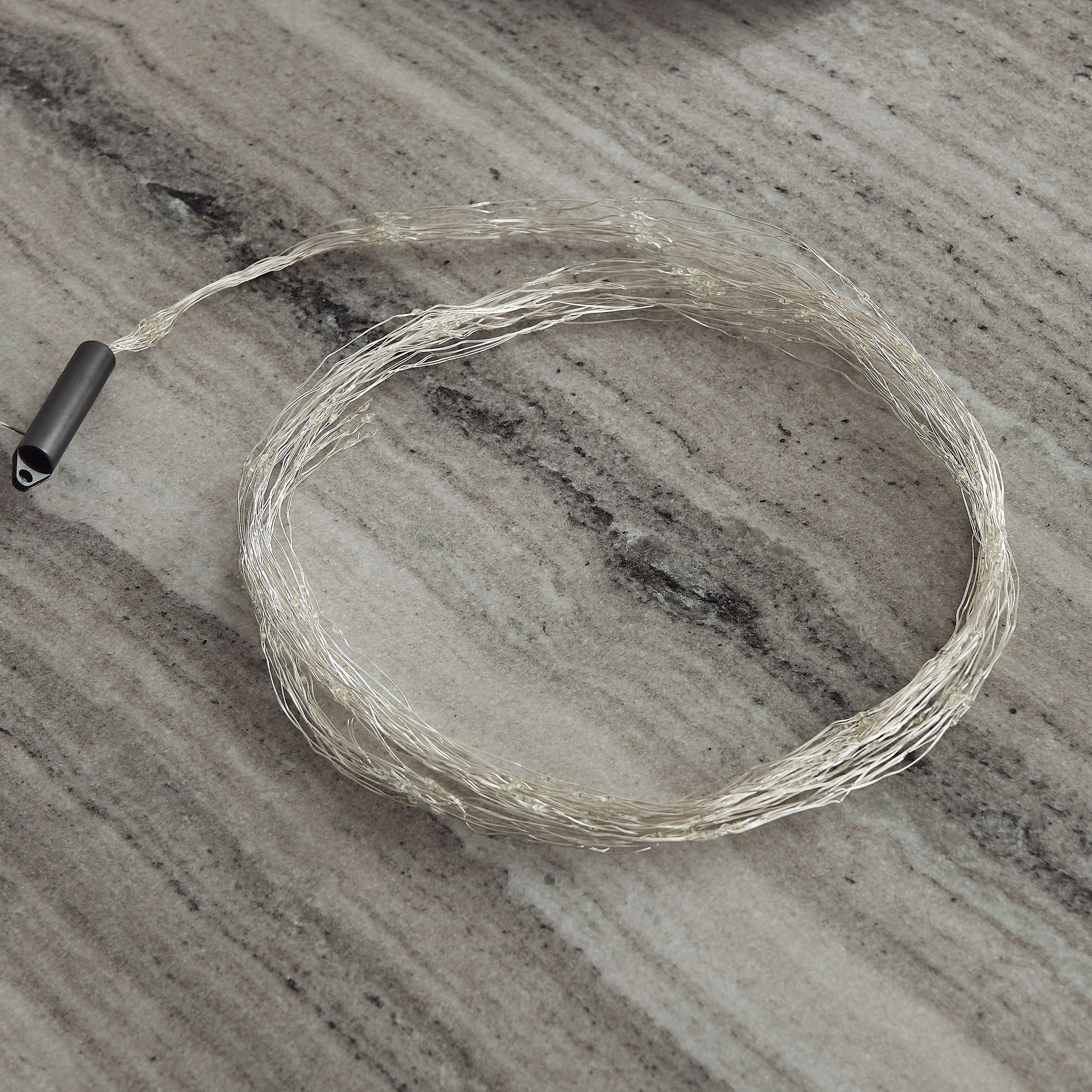حبل إضاءة جارلاند بسلك نحاس و12 سلسلة و300 مصباح ليد دافئ من دوكس - 2.4 متر-hbxdiningroom-lighting-decorativesandstringlights-image-2