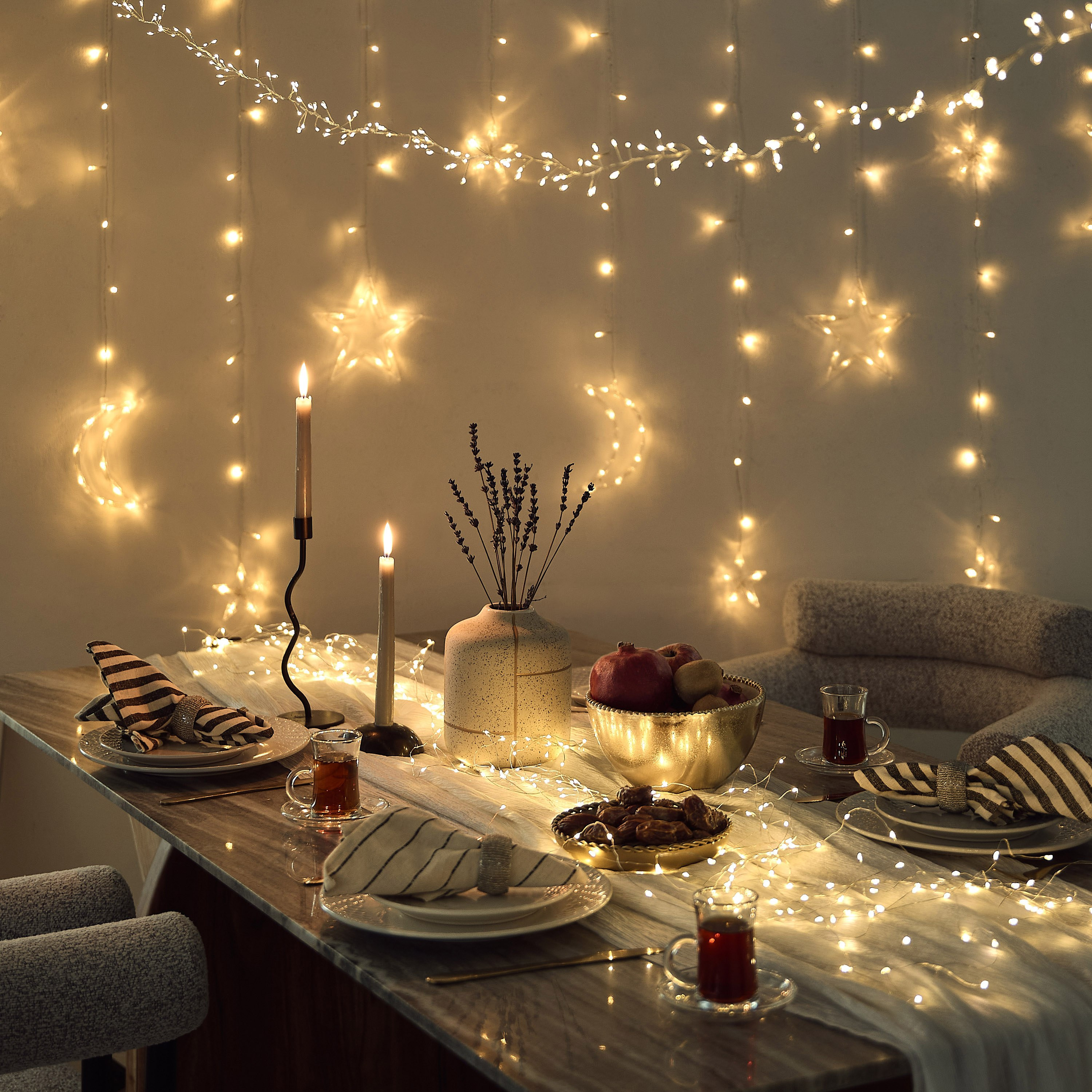 حبل إضاءة جارلاند بسلك نحاس و12 سلسلة و300 مصباح ليد دافئ من دوكس - 2.4 متر-hbxdiningroom-lighting-decorativesandstringlights-image-4