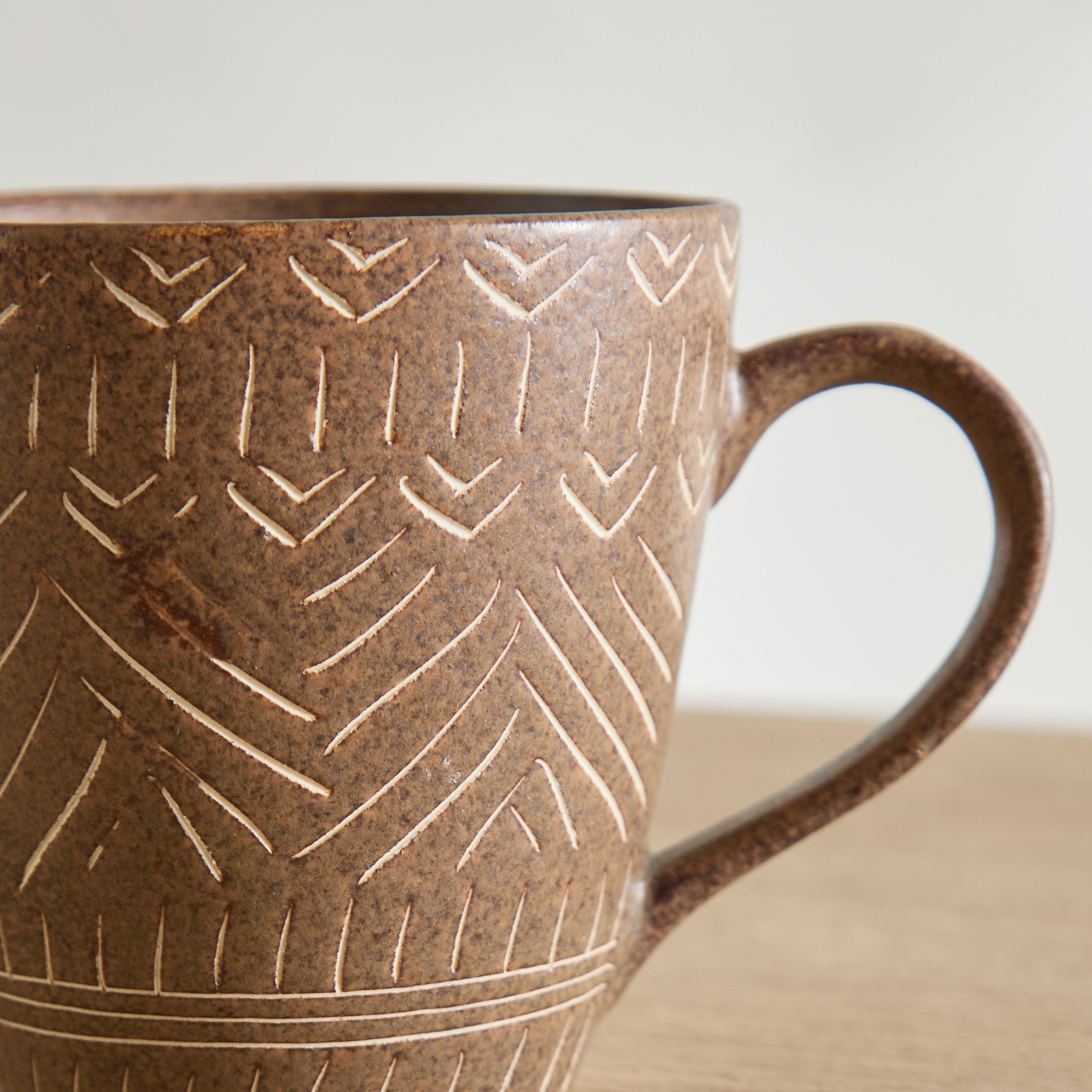 Donna Stoneware Aztec Mug - 300 ml-hbxhomeware-diningandtabletop-coffeeandteasets-image-3