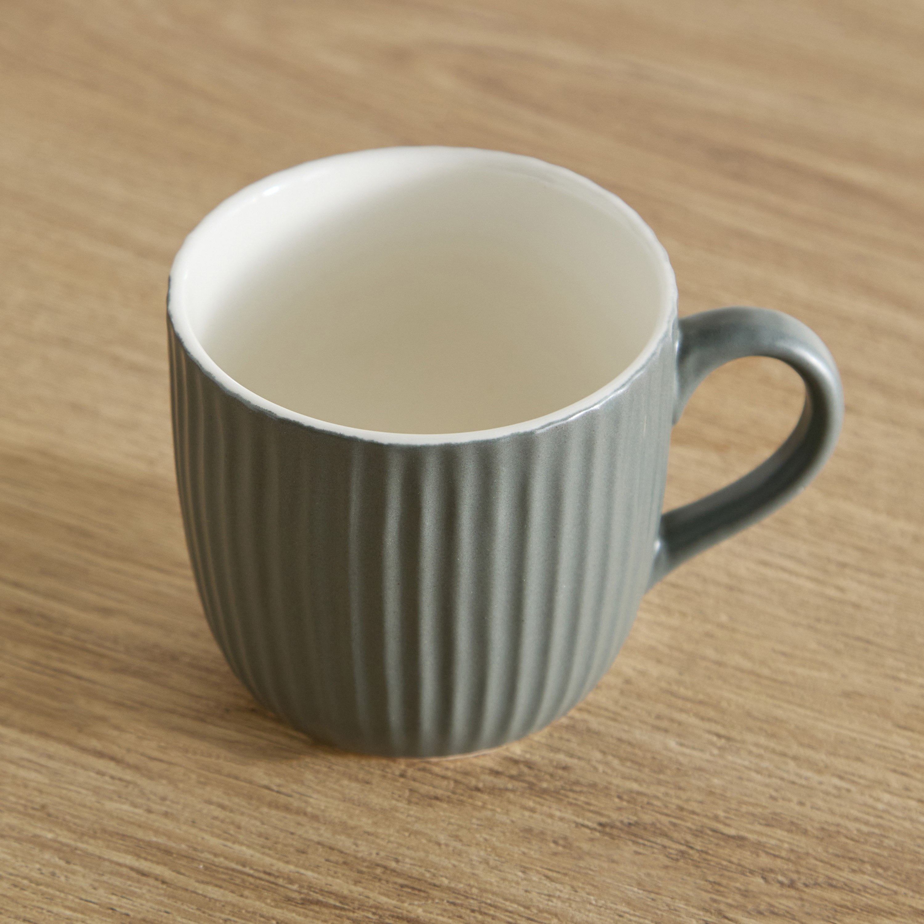 Donna Stoneware Ribbed Mug - 300 ml-hbxhomeware-diningandtabletop-coffeeandteasets-image-2