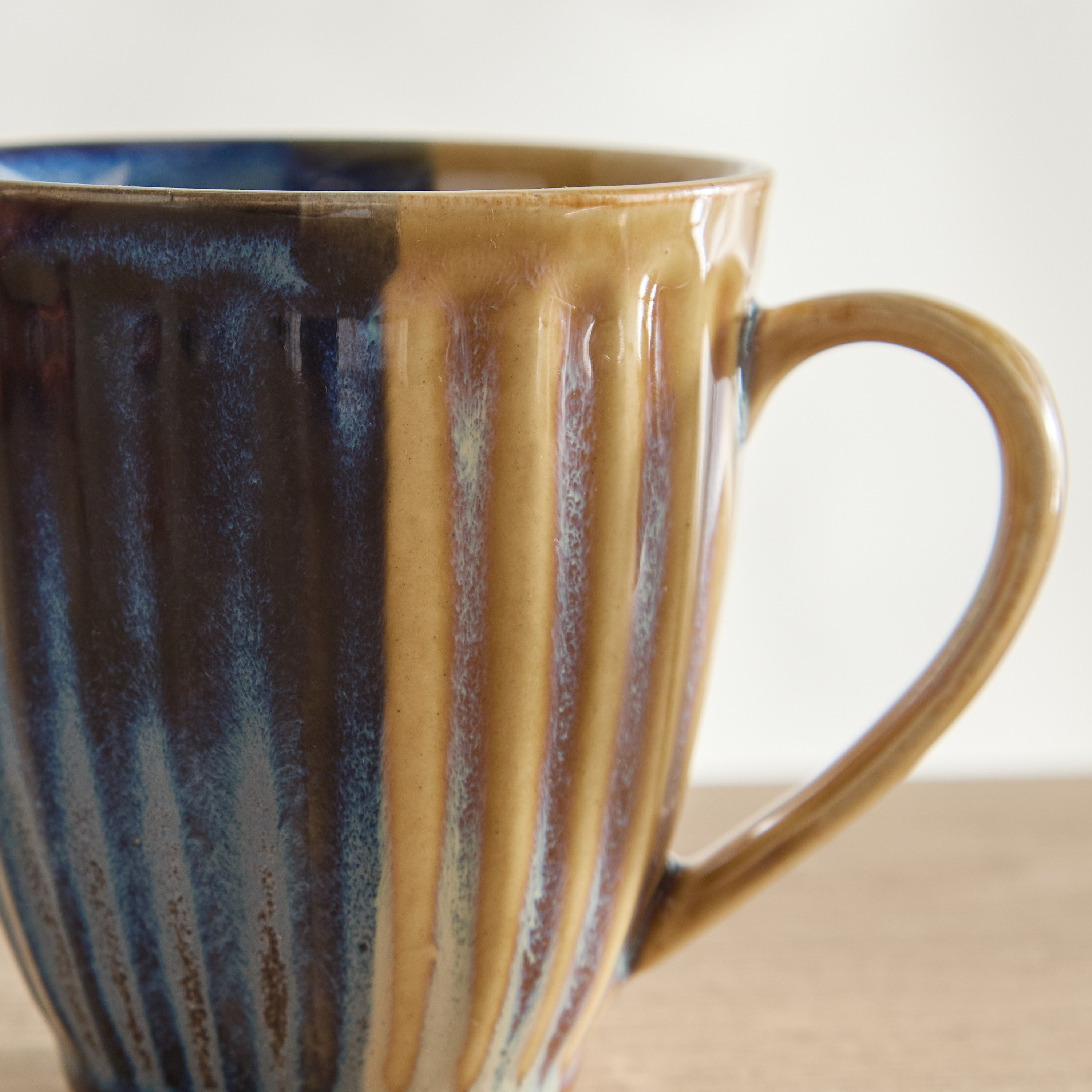 Donna Stoneware Ribbed Mug - 300 ml-hbxhomeware-diningandtabletop-coffeeandteasets-image-3
