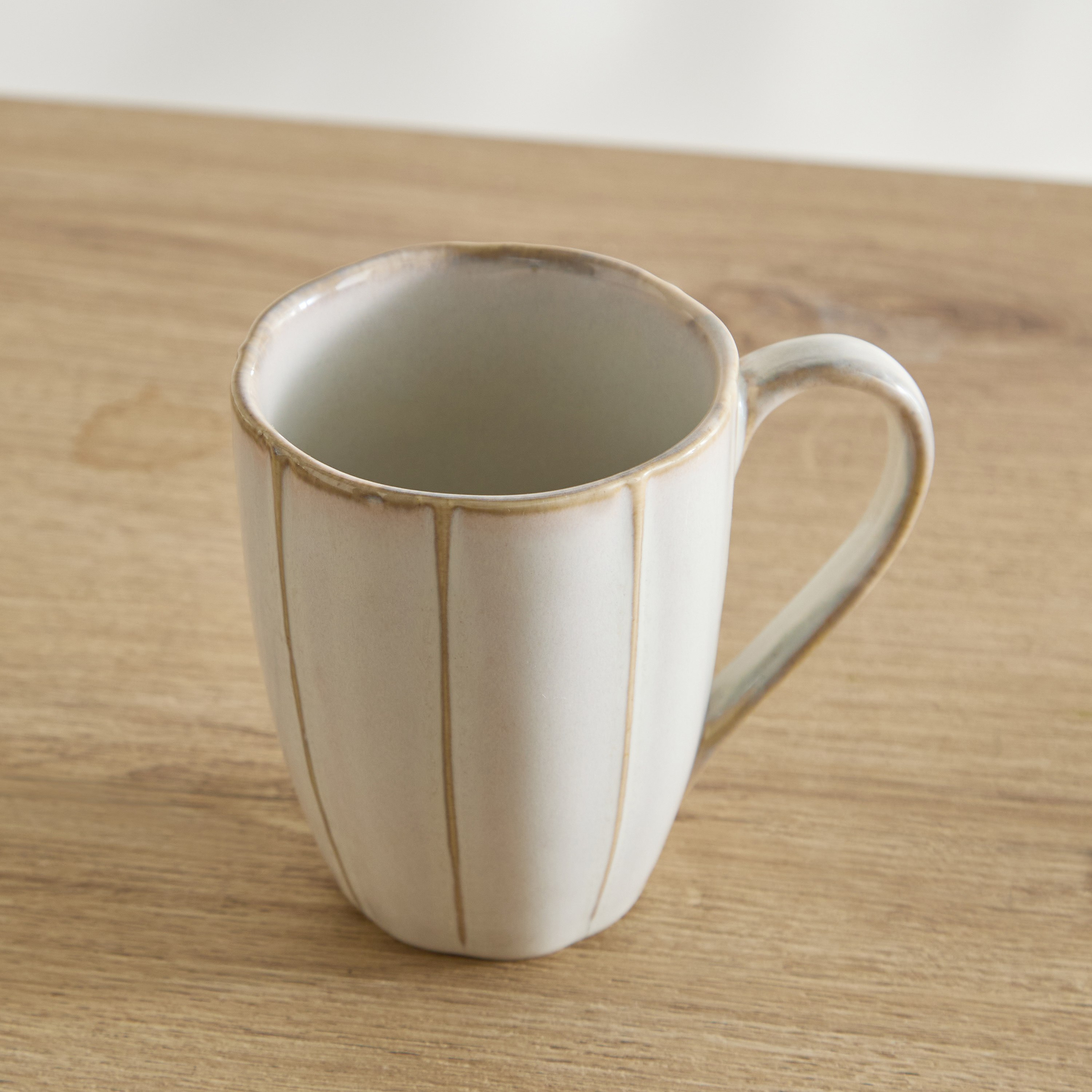 Donna Stoneware Stripe Mug - 300 ml-hbxhomeware-diningandtabletop-coffeeandteasets-image-2