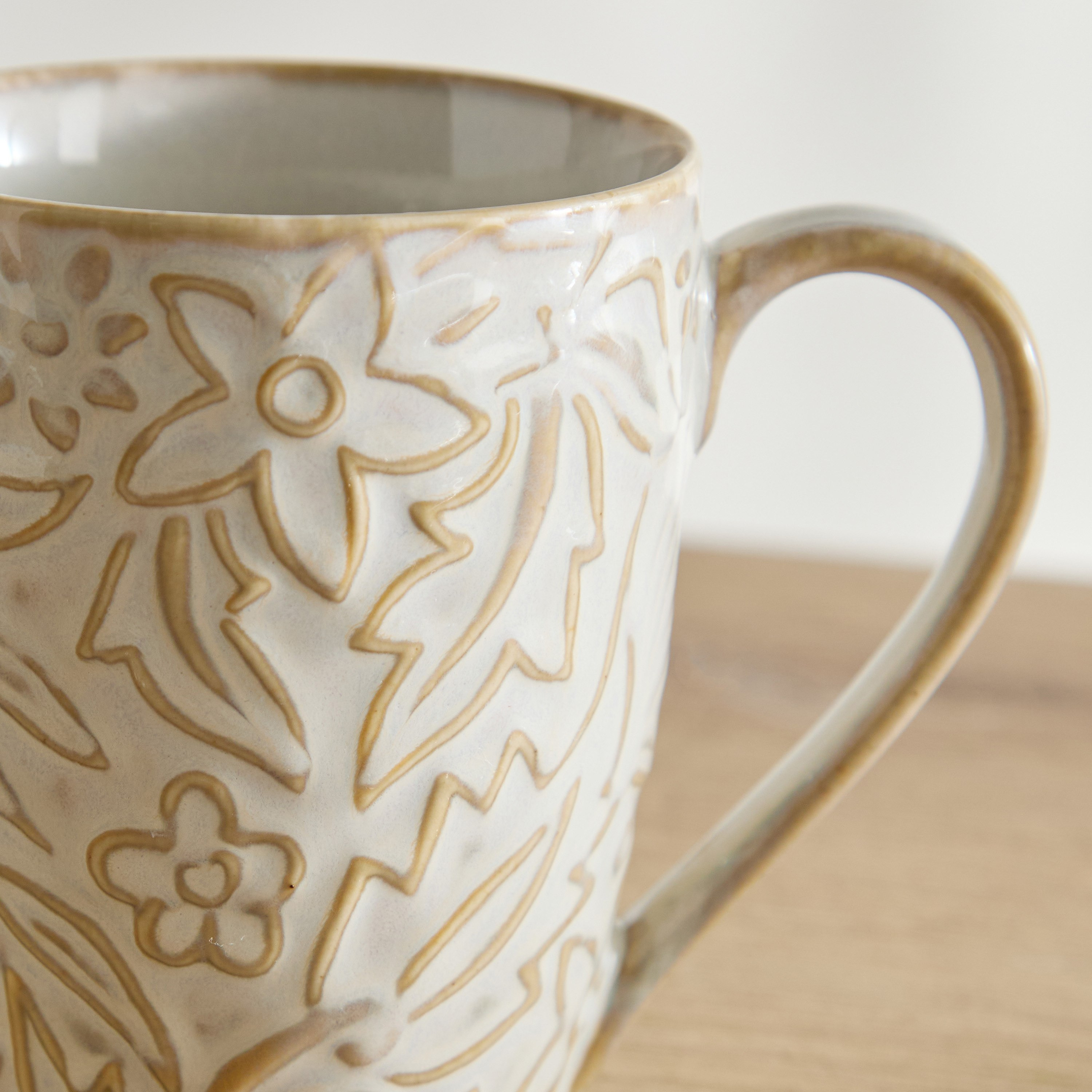 Donna Stoneware Flower Embossed Mug - 300 ml-hbxhomeware-diningandtabletop-coffeeandteasets-image-3