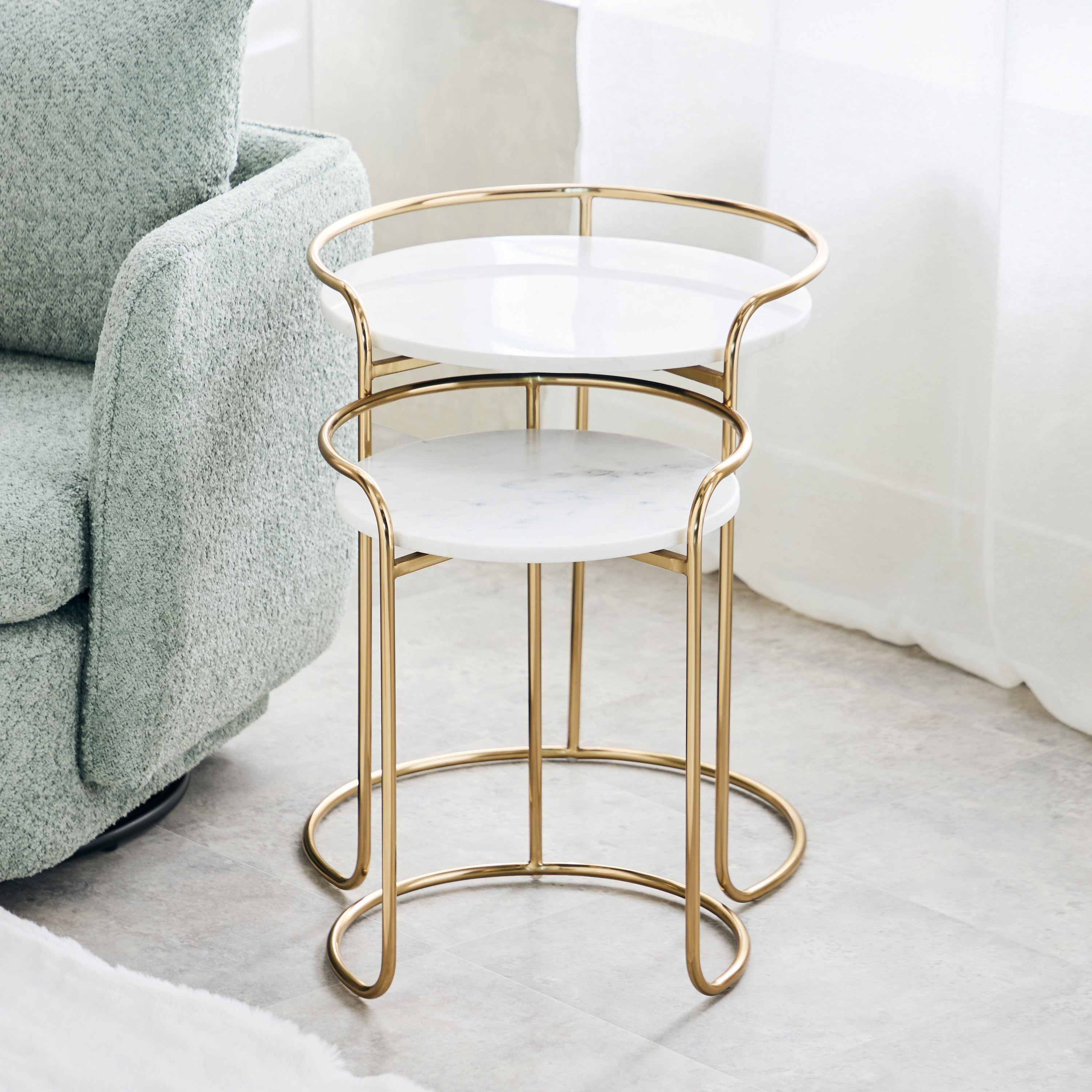 طقم طاولات متداخلة من قطعتين بسطح من الرخام الأصلي - ڤيتارا من كافون-hbxfurniture-livingroom-nestingtables-image-3