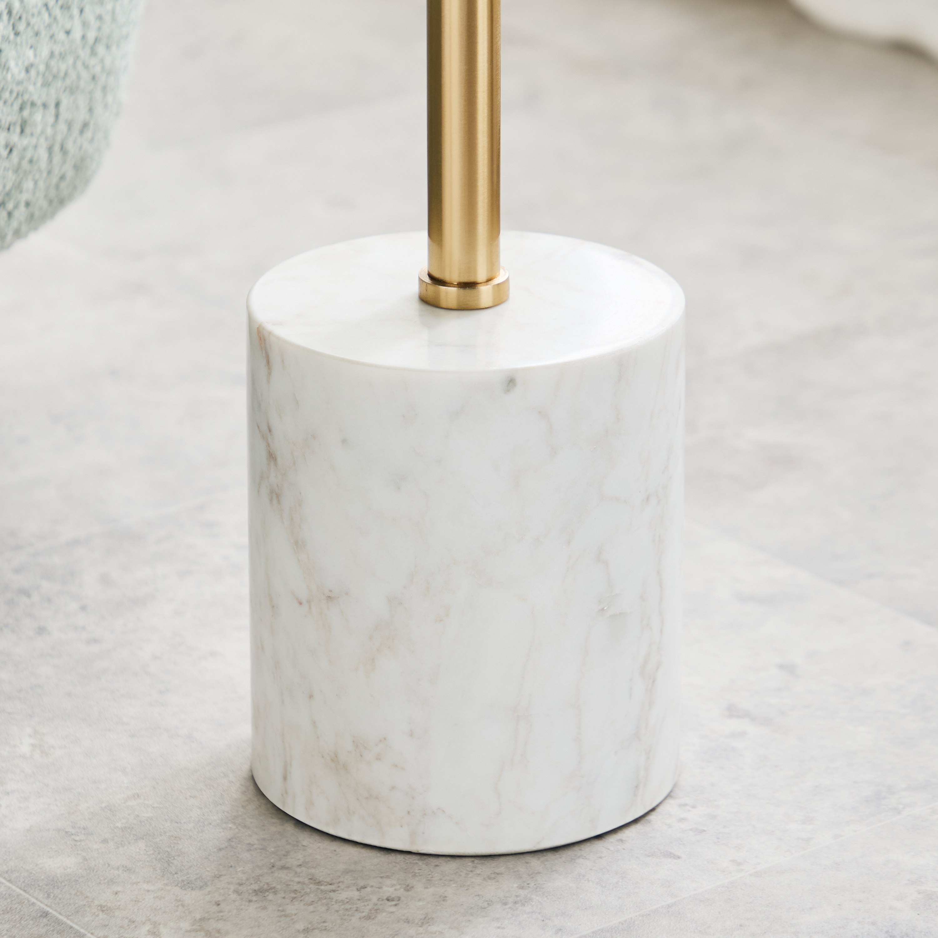 Cavon Ocla Accent Table-hbxfurniture-livingroom-endtables-image-4