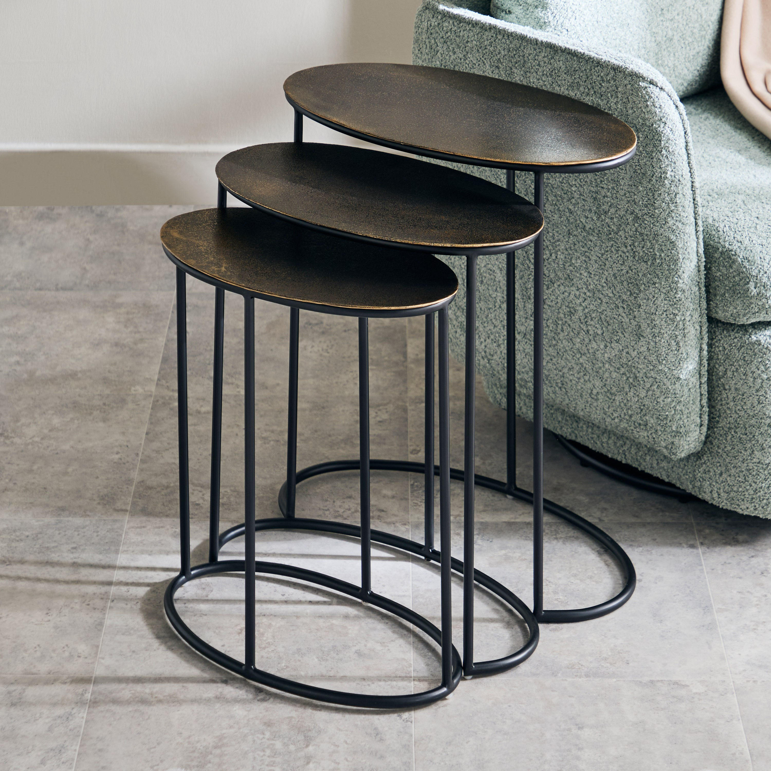 طقم طاولات متداخلة 3 قطع - كلاد من كافون-hbxfurniture-livingroom-nestingtables-image-2