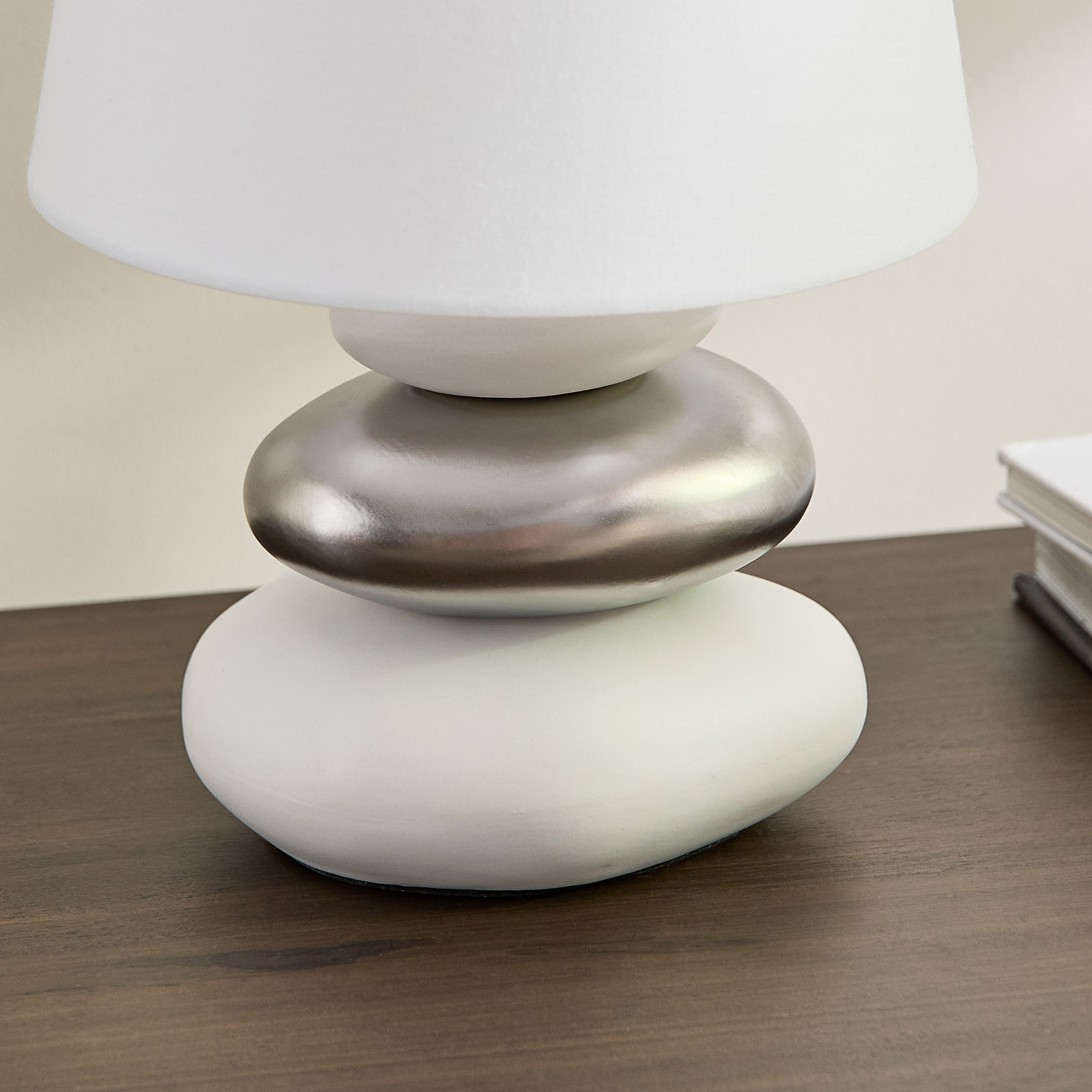 مصباح طاولة سيراميك مع غطاء قماش من ماربيلا - 29 سم-hbxbedroom-lighting-tablelamps-image-4