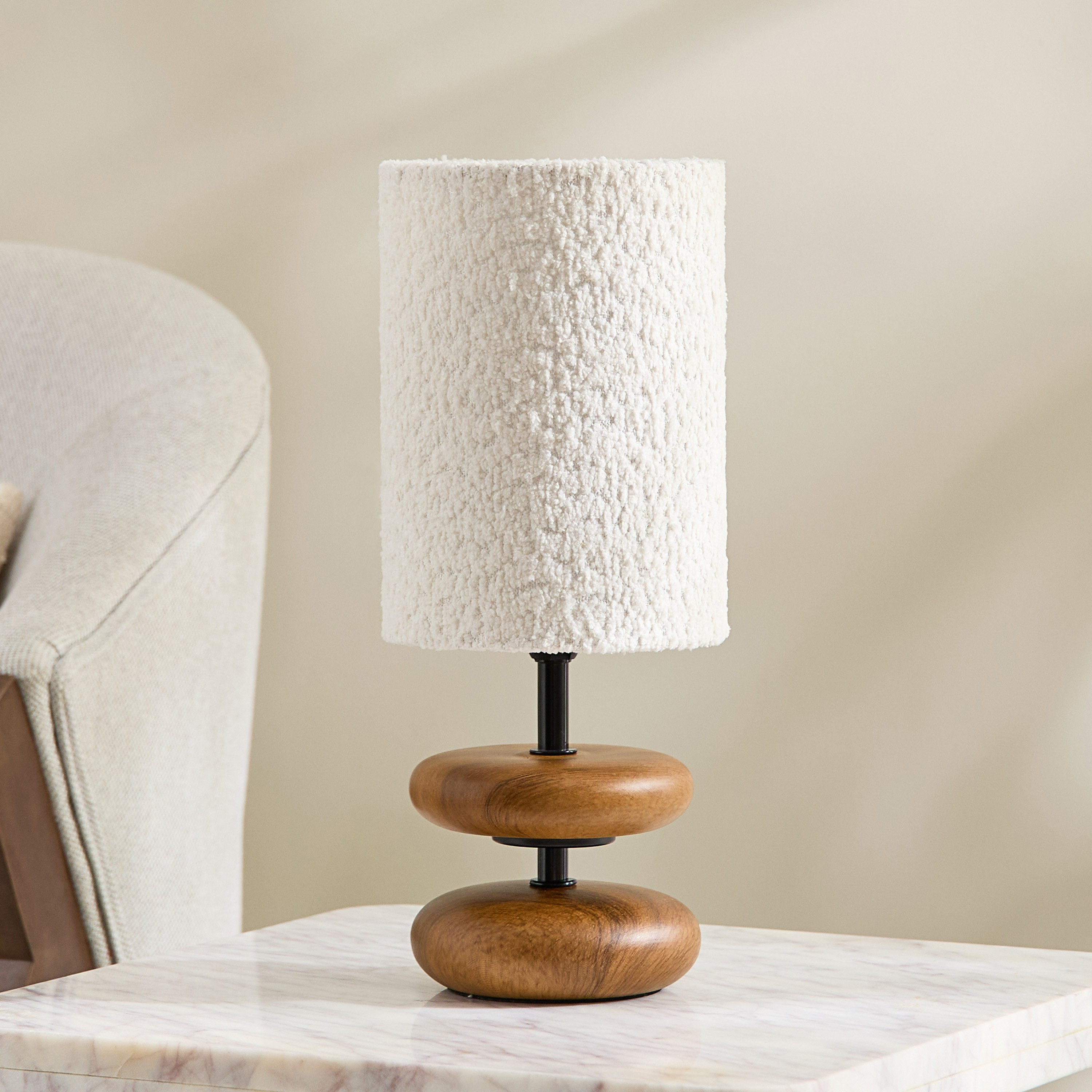 مصباح طاولة سيراميك مع غطاء كشمير وبوكليه من ماربيلا - 33.5 سم-hbxbedroom-lighting-tablelamps-image-1